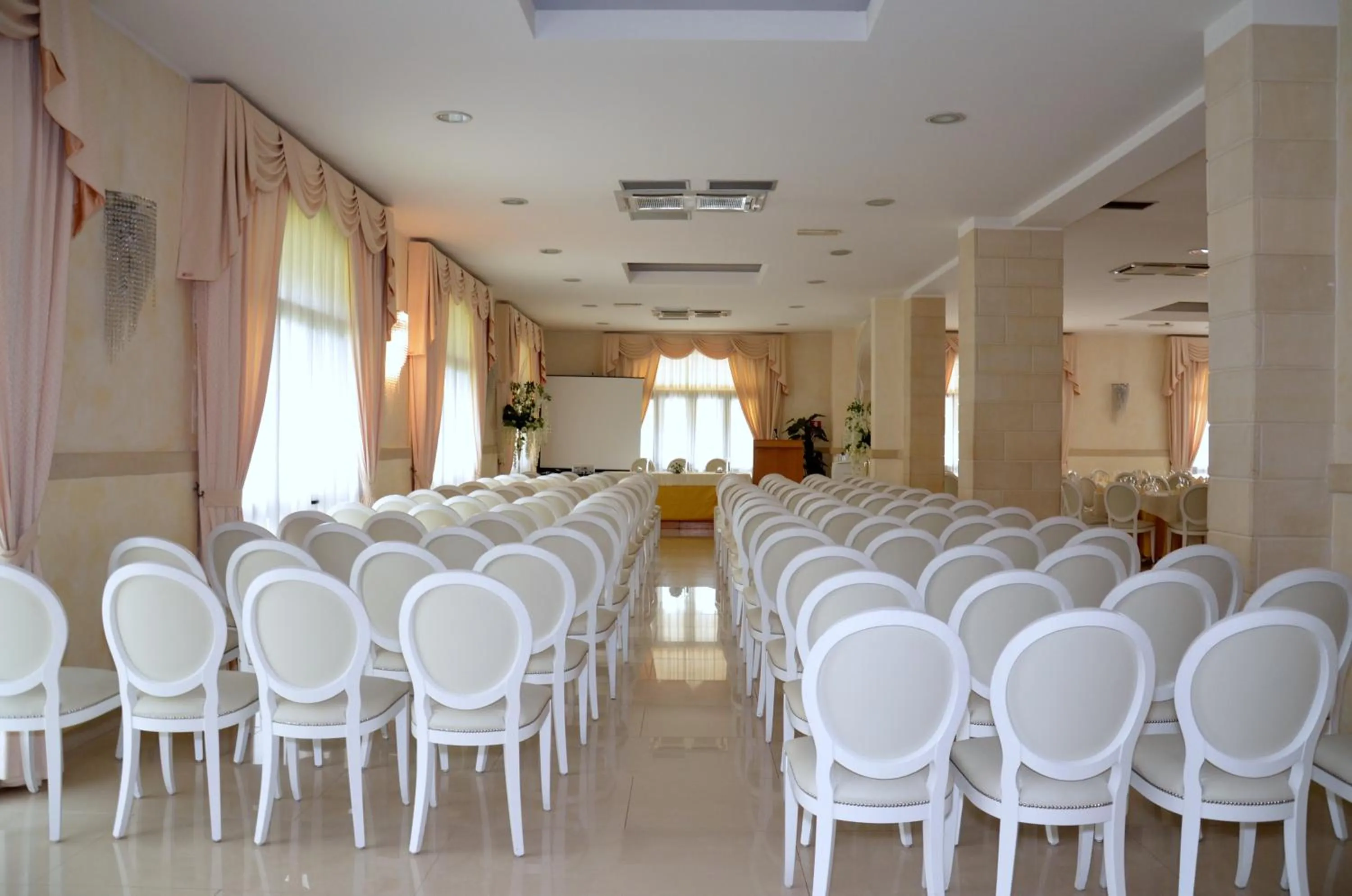 Business facilities in Tenuta Caradonna