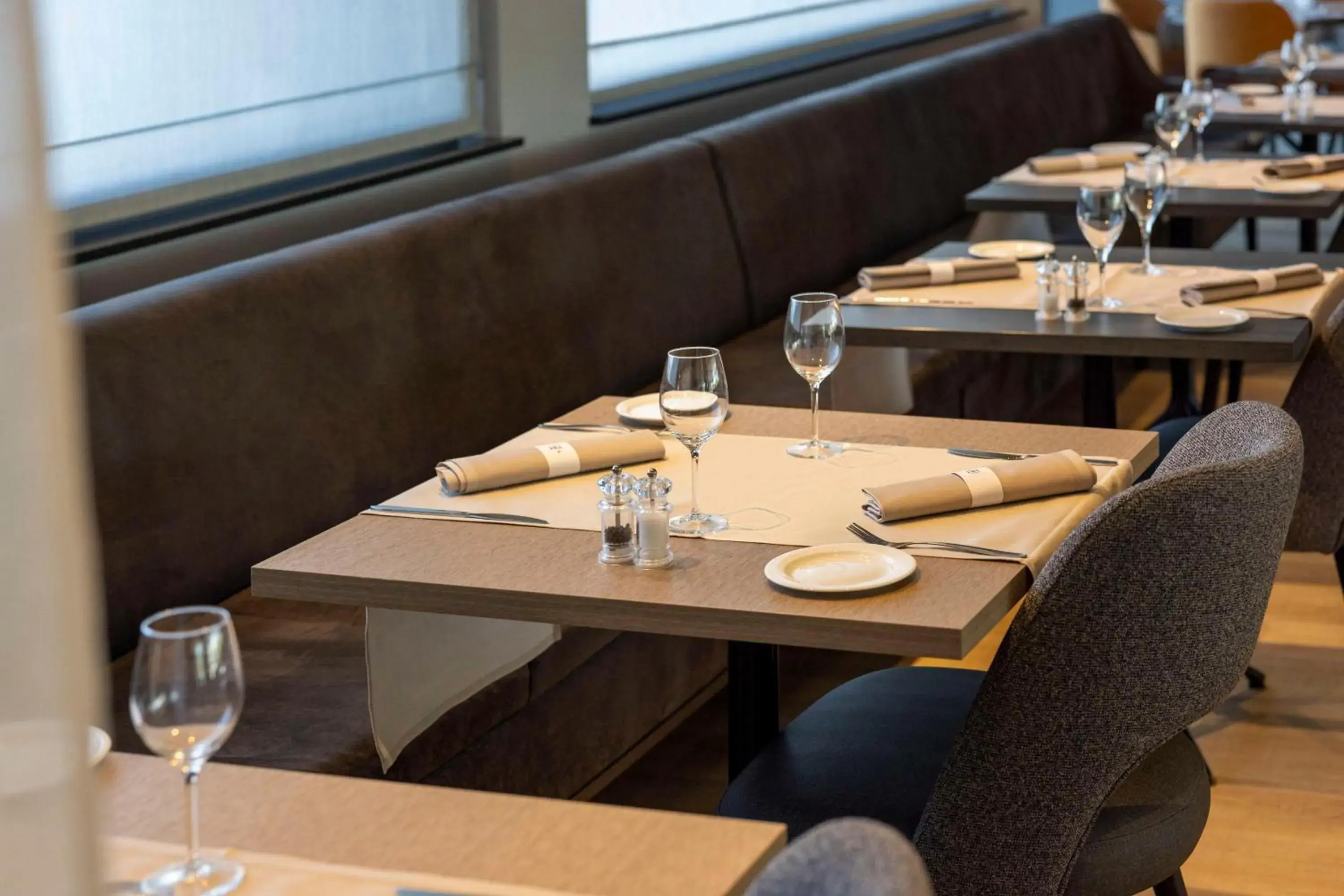 Restaurant/places to eat in NH Brussels Airport Restaurant/places to eat in NH Brussels Airport