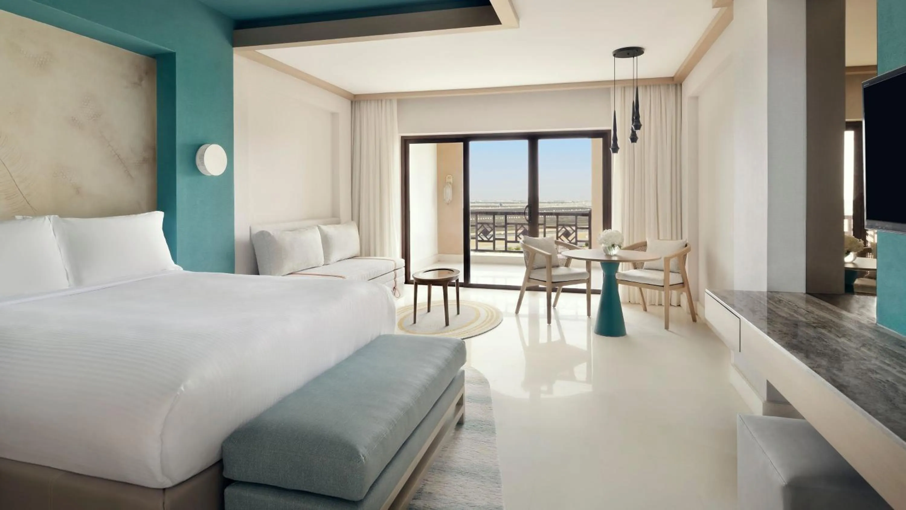 Photo of the whole room, Bed in InterContinental Durrat Al Riyadh Resort & Spa by IHG