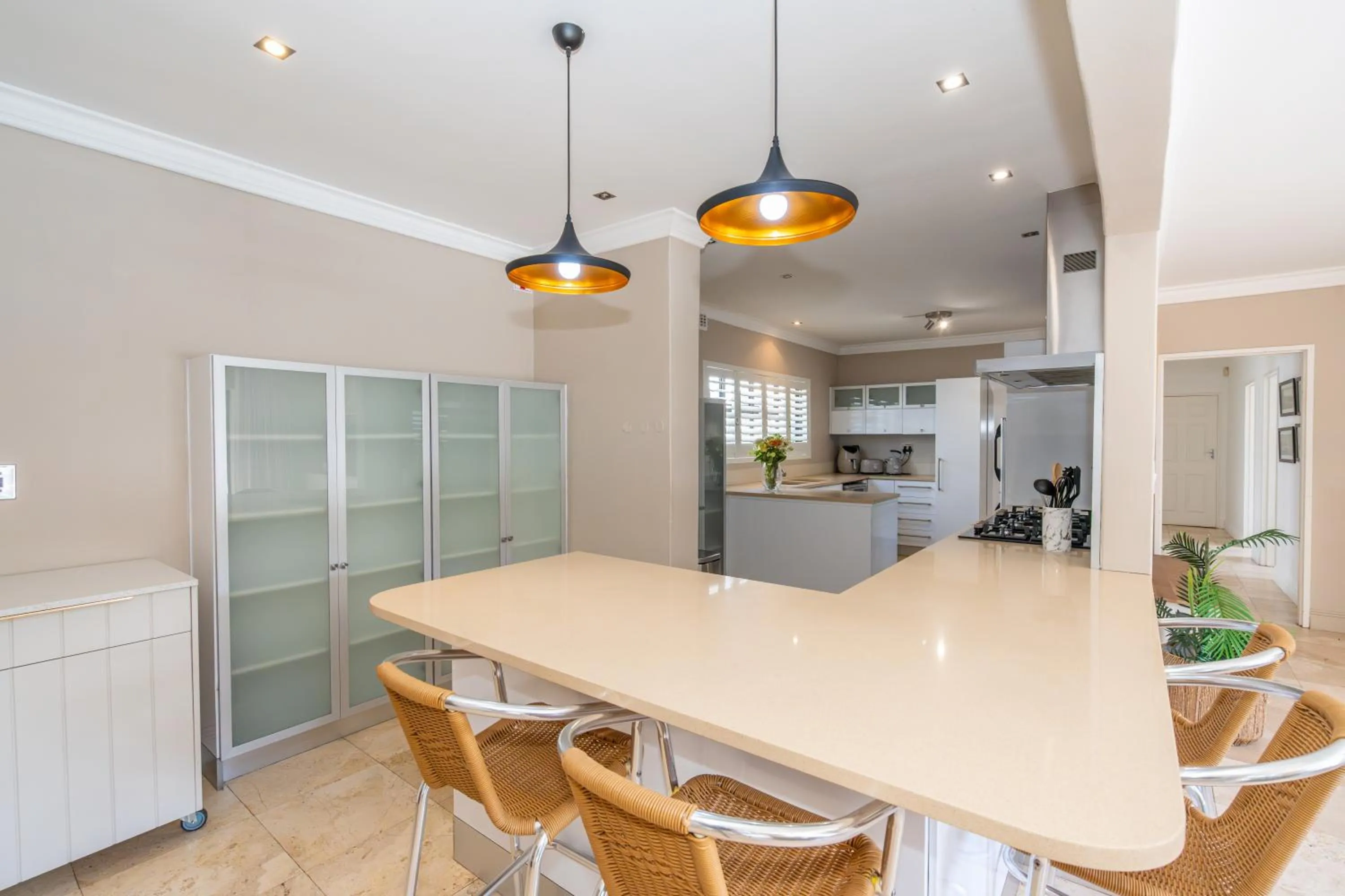 Kitchen or kitchenette in 2 On Lismore Guesthouse