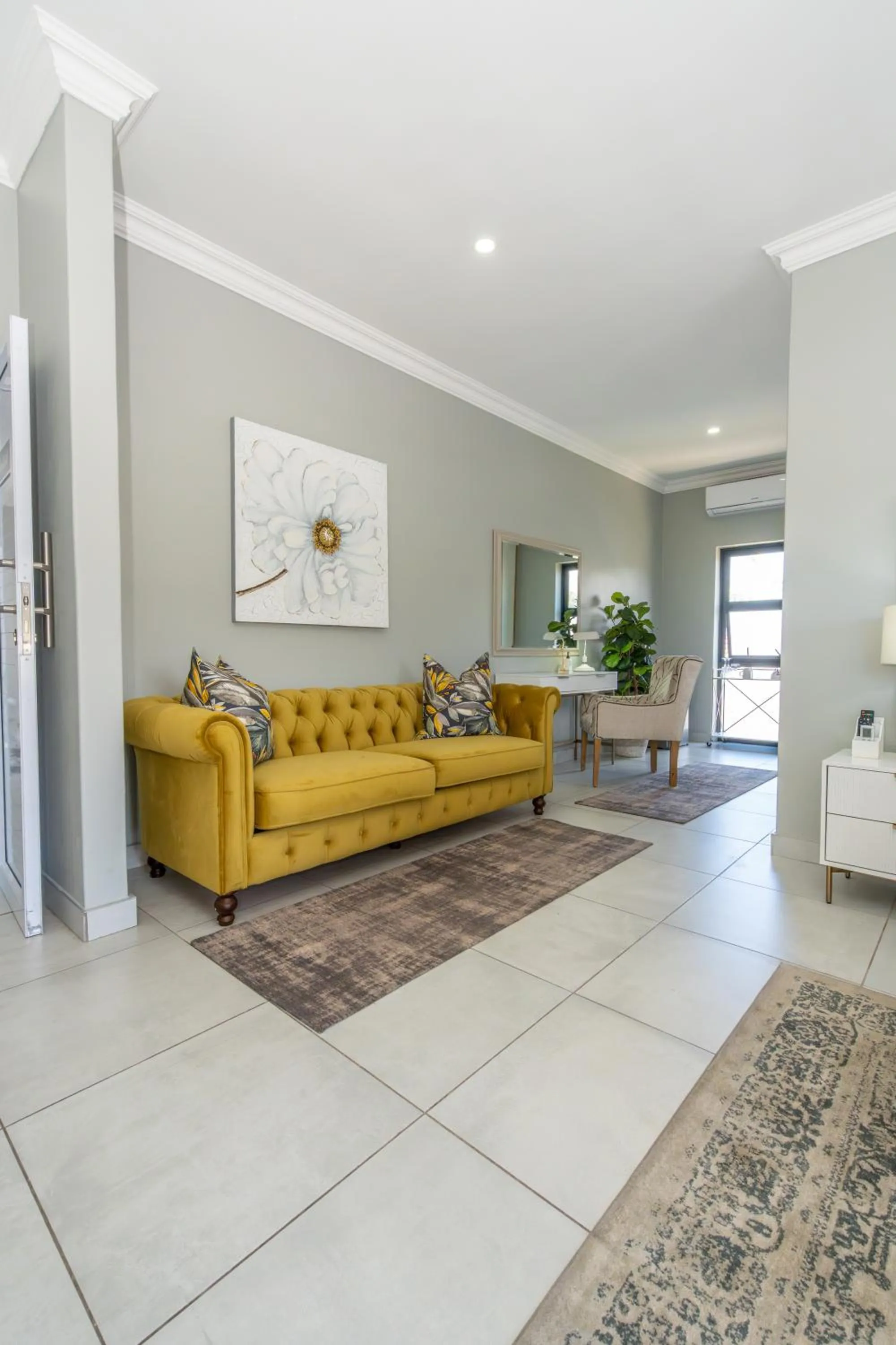 Seating area in 2 On Lismore Guesthouse