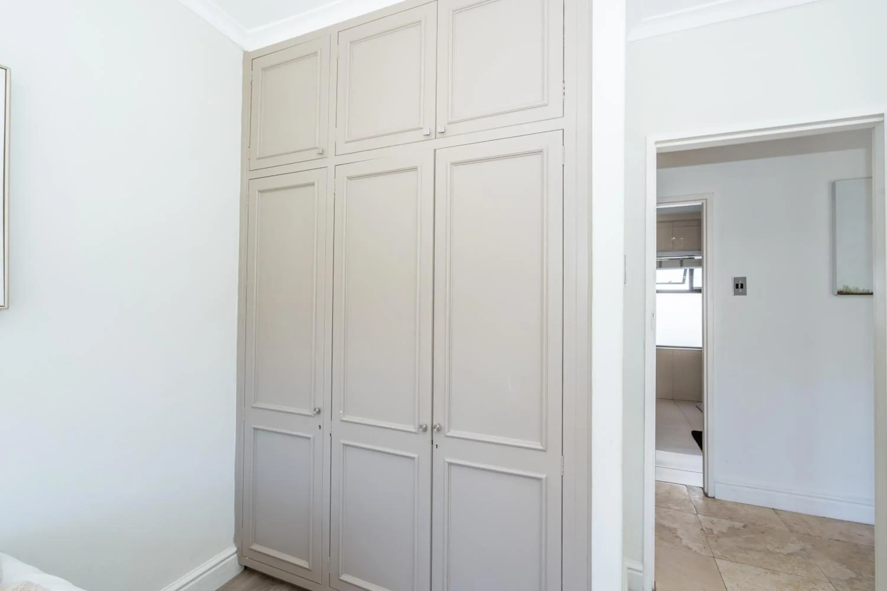 Two-Bedroom Apartment with Garden View in 2 On Lismore Guesthouse Two-Bedroom Apartment with Garden View in 2 On Lismore Guesthouse