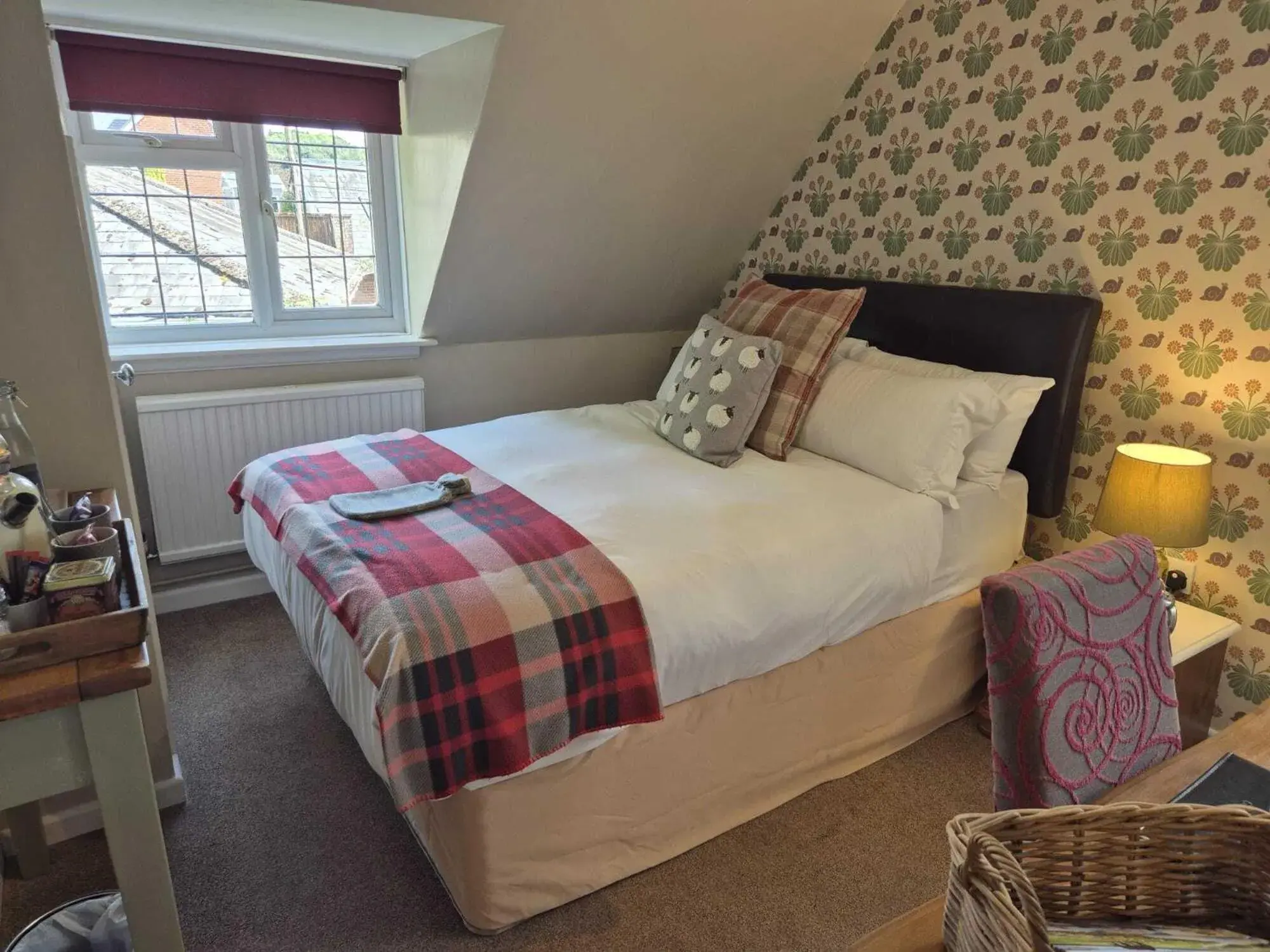 Bedroom, Bed in The Three Cups Inn Bedroom, Bed in The Three Cups Inn