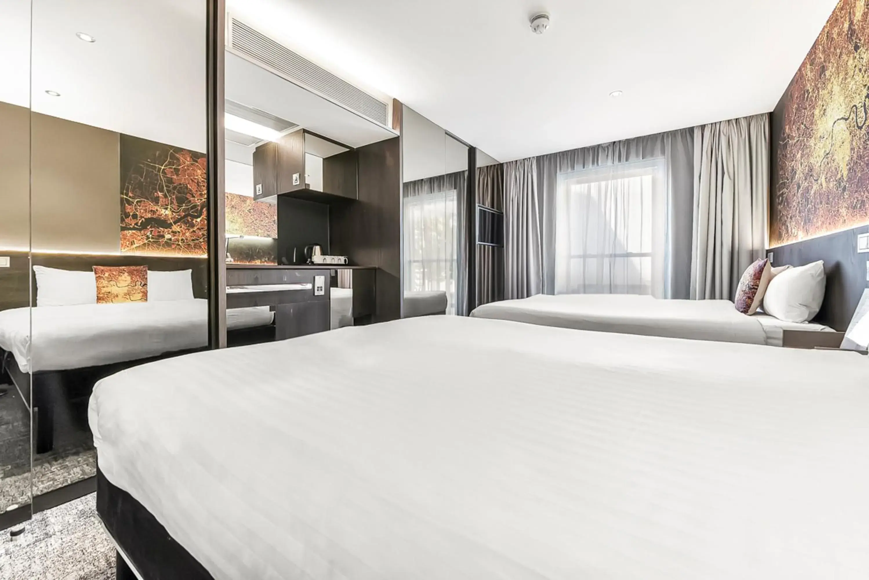 Bed in Heeton Concept Hotel – Luma Hammersmith Bed in Heeton Concept Hotel – Luma Hammersmith