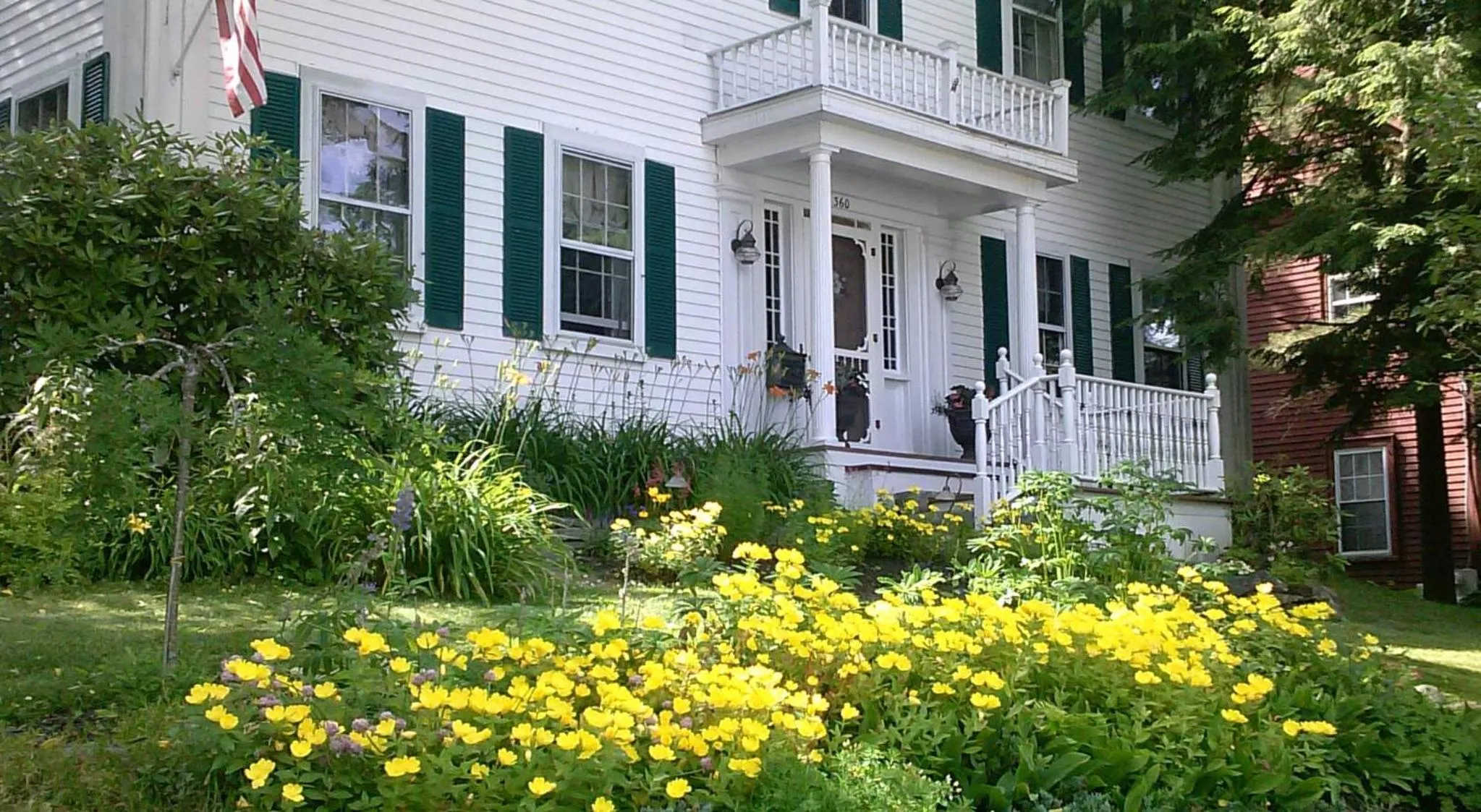 Property building in Pryor House B&B