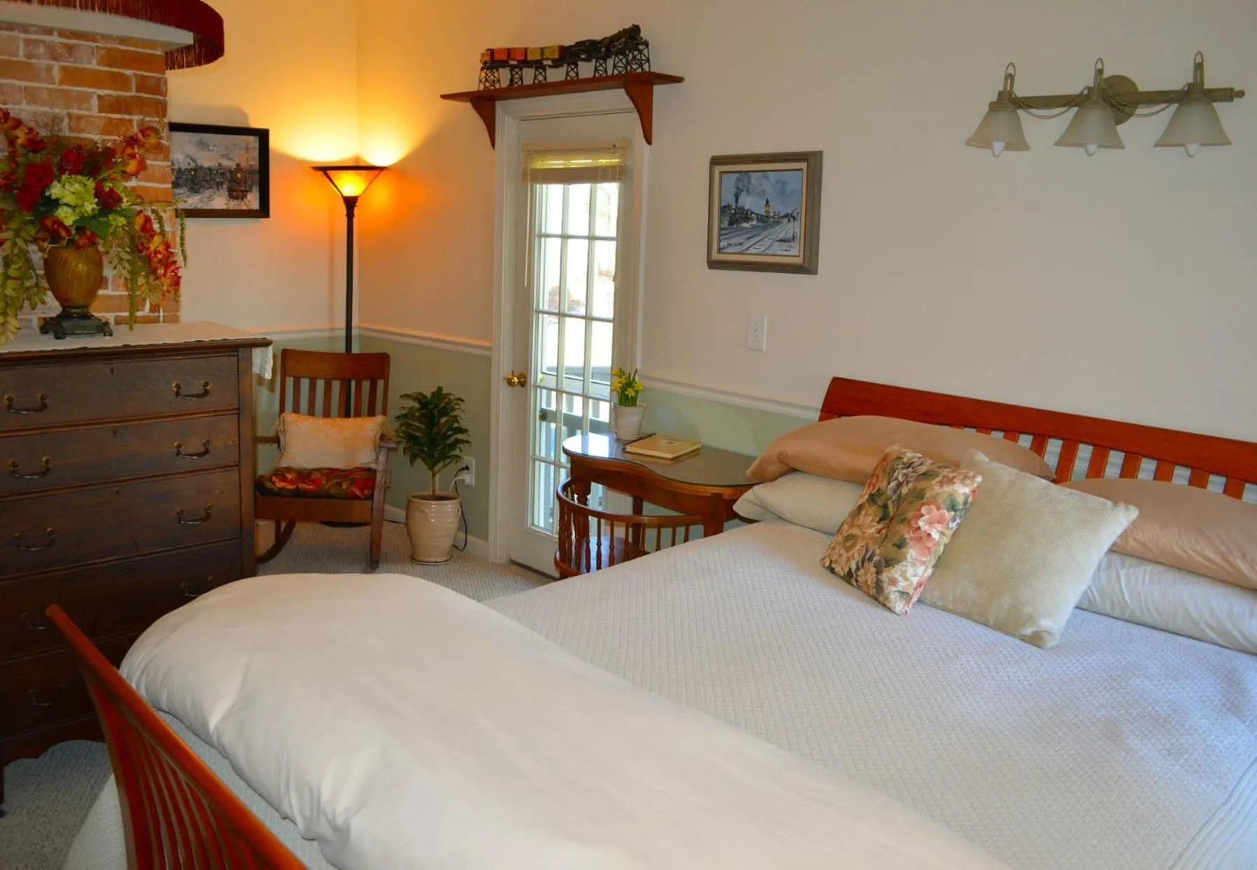 Bed in Pryor House B&B