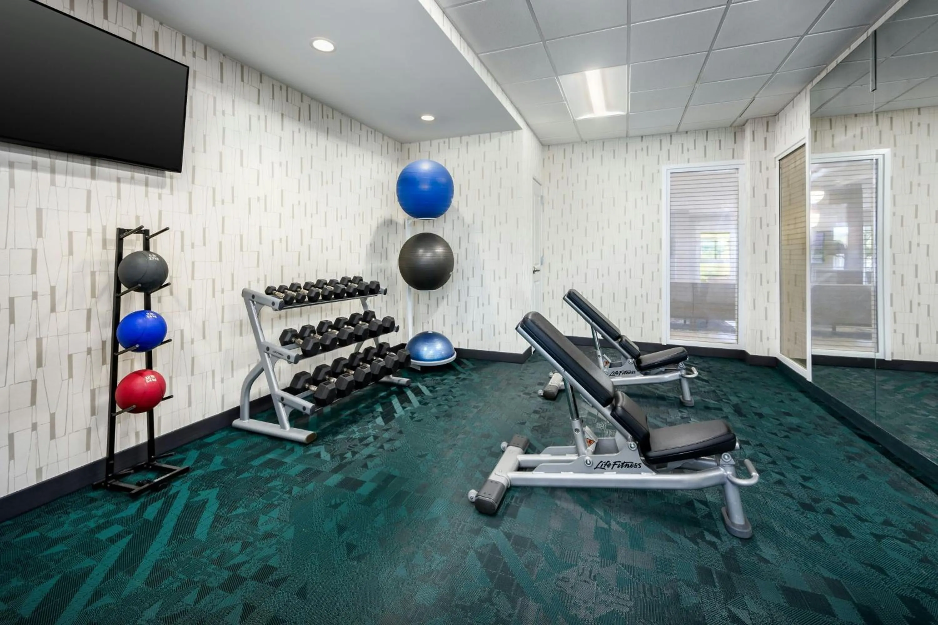 Fitness centre/facilities in TownePlace Suites Dothan