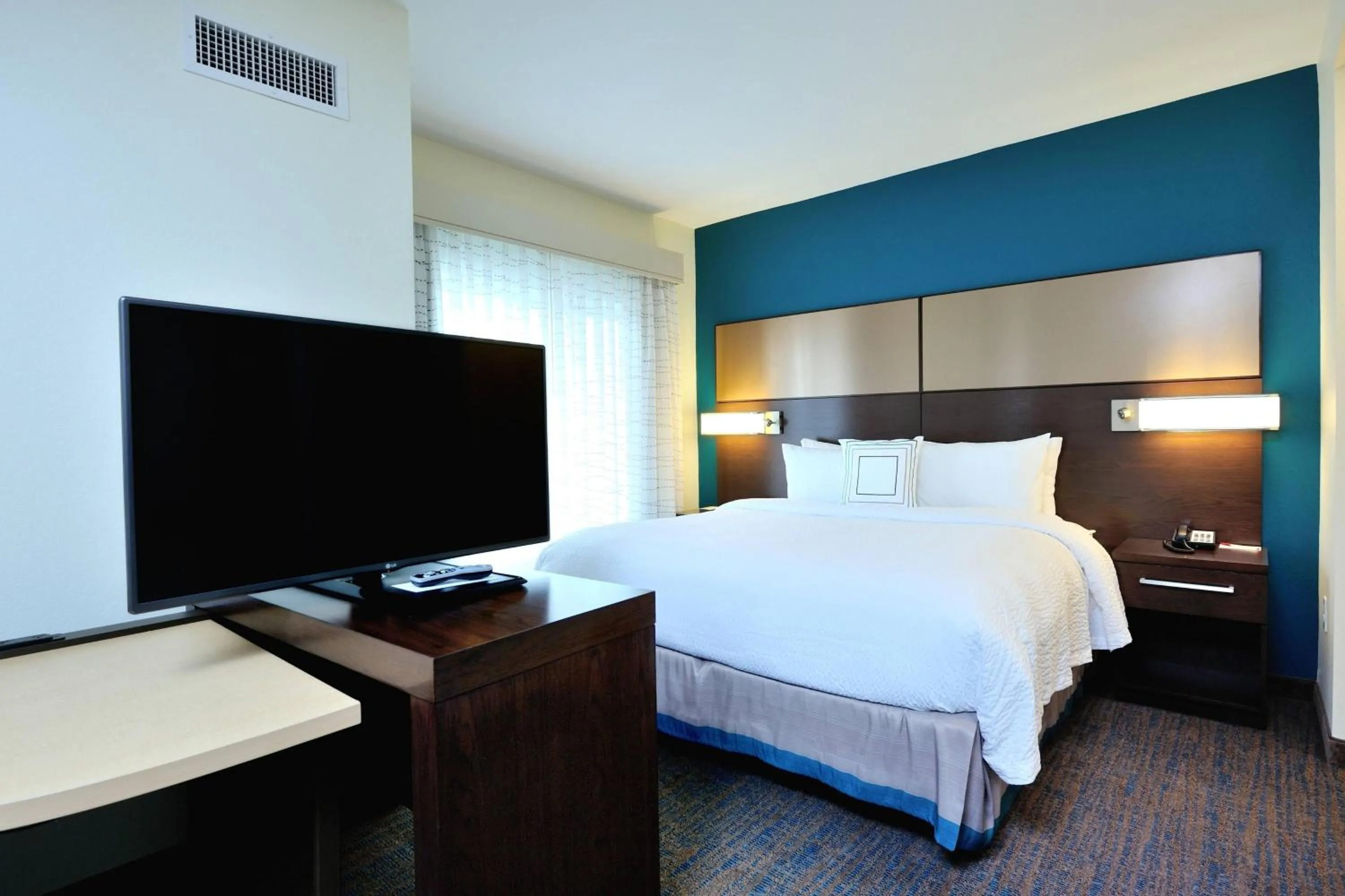 Bedroom, Bed in Residence Inn by Marriott Houston Tomball