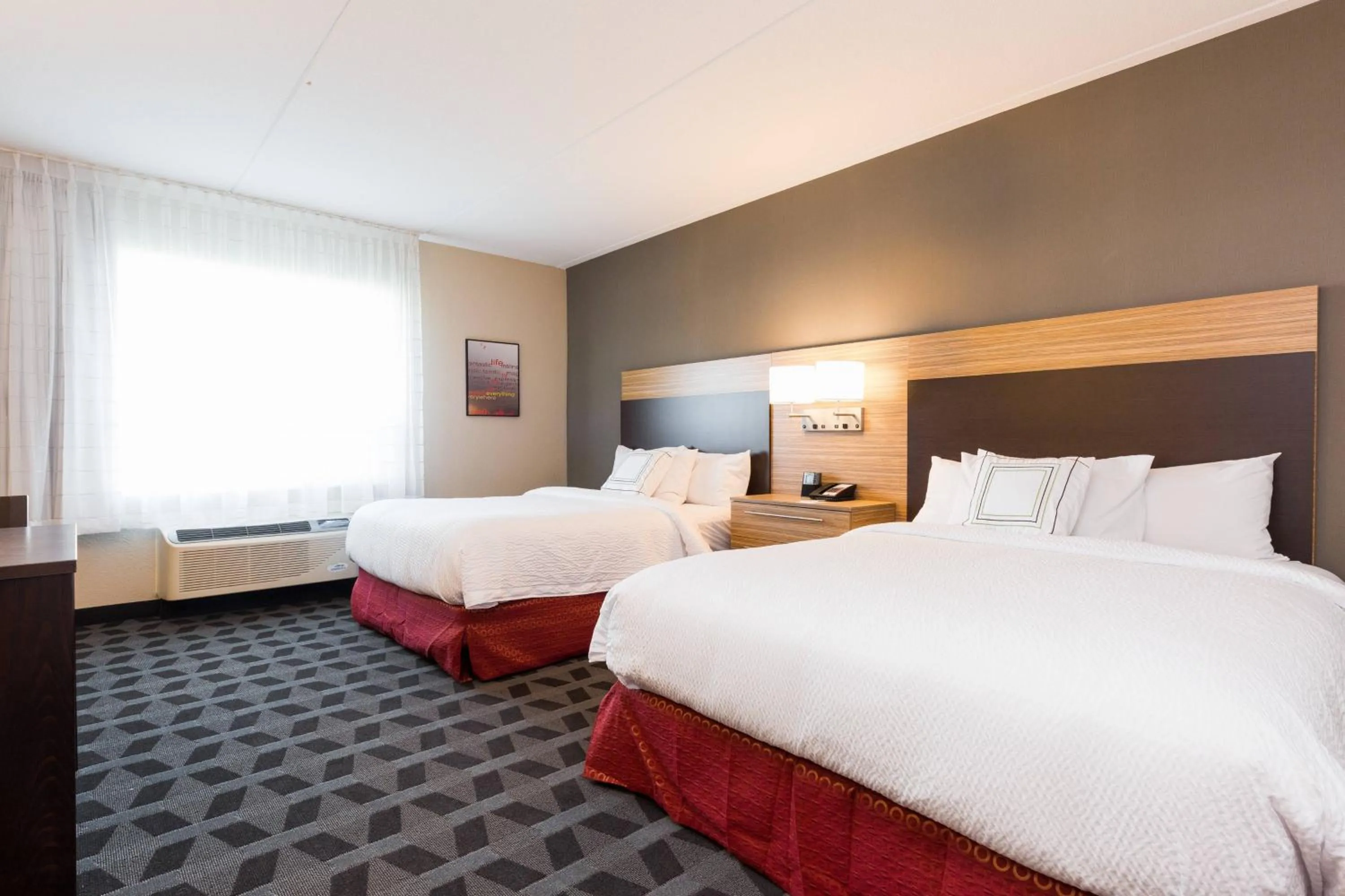 Bedroom, Bed in TownePlace Suites by Marriott Edmonton South