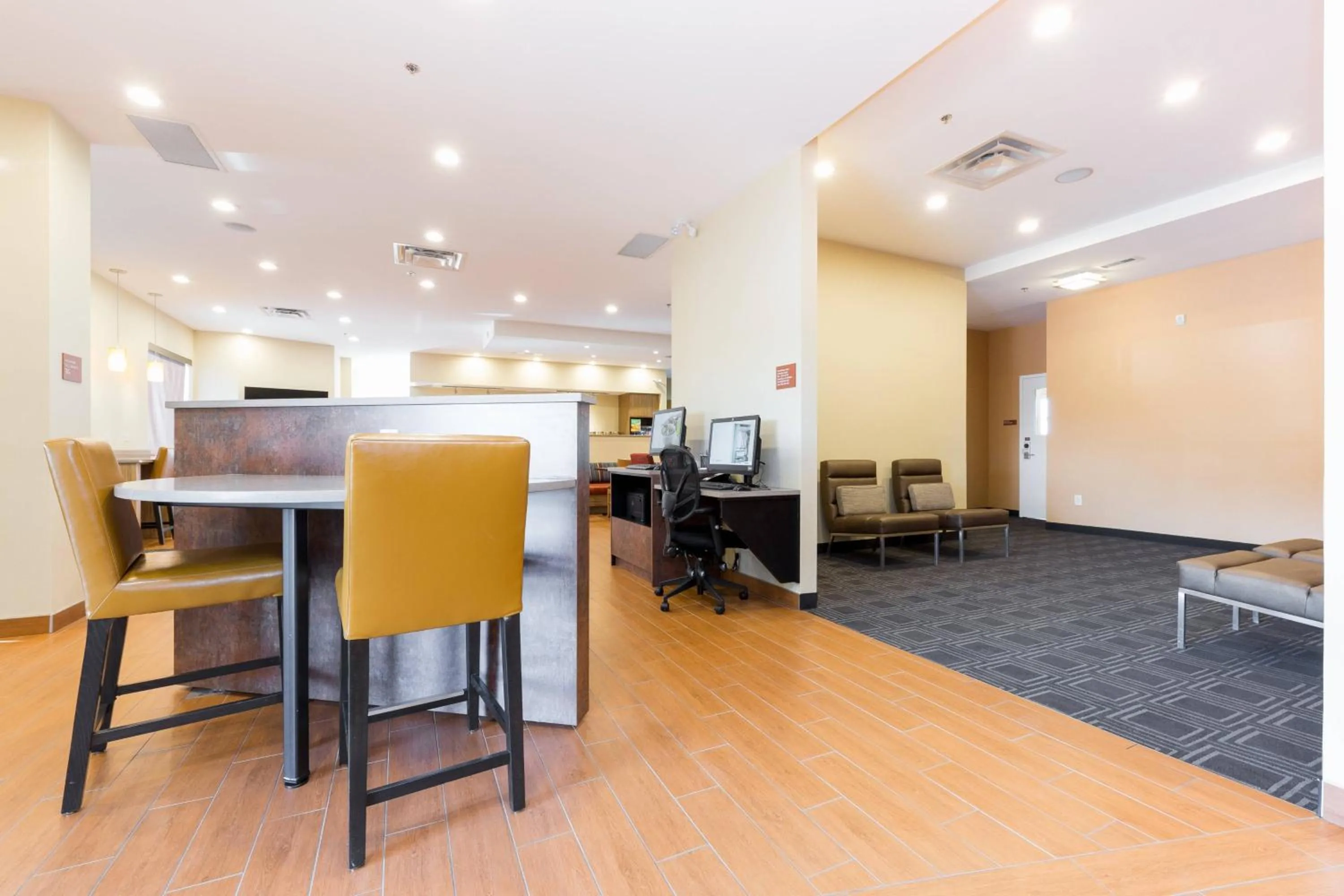 Lobby or reception in TownePlace Suites by Marriott Edmonton South
