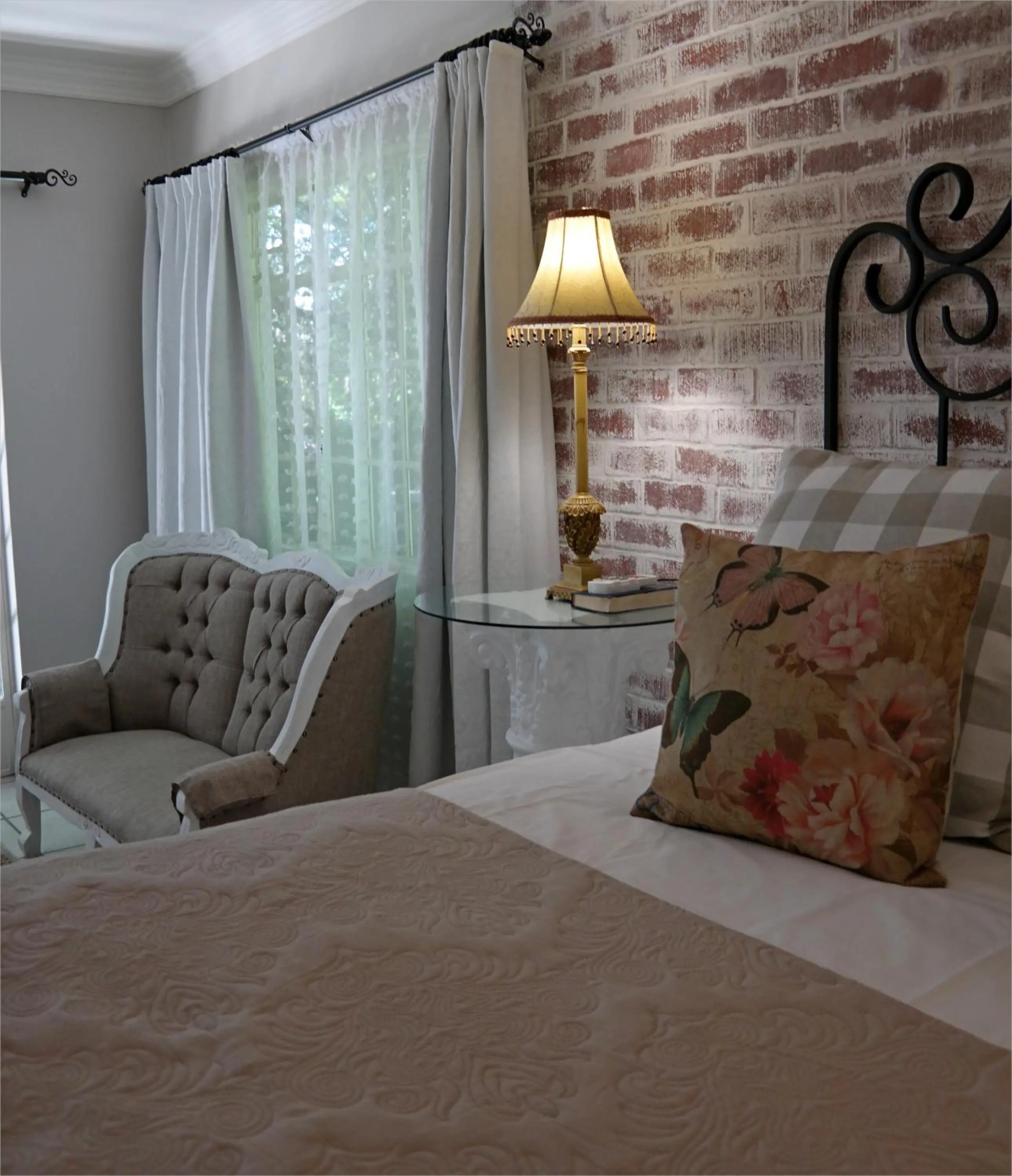 Double Room with Private Bathroom in Arcadia 4star Guesthouse Kroonstad