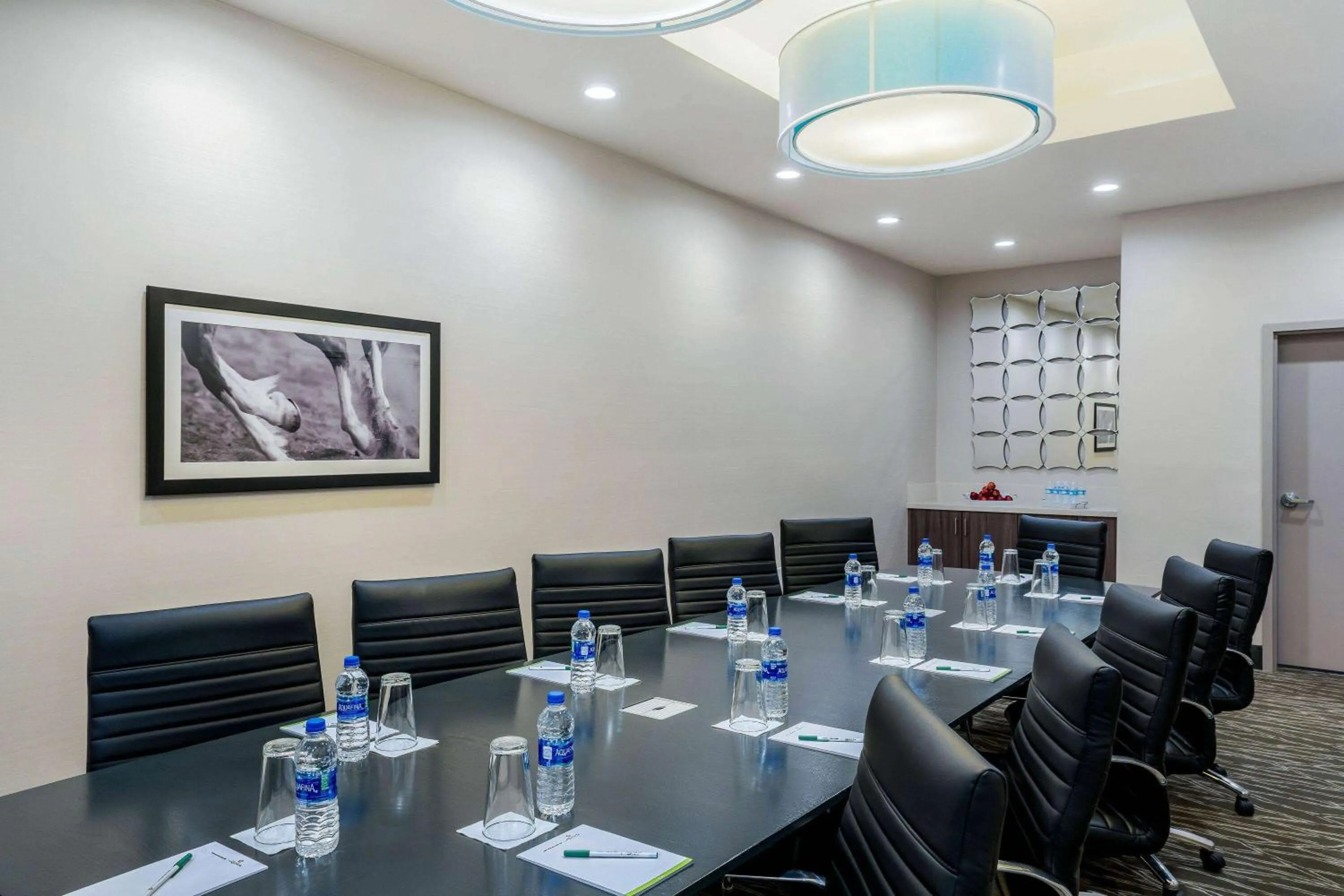 Meeting/conference room in La Quinta by Wyndham Houston Cypress