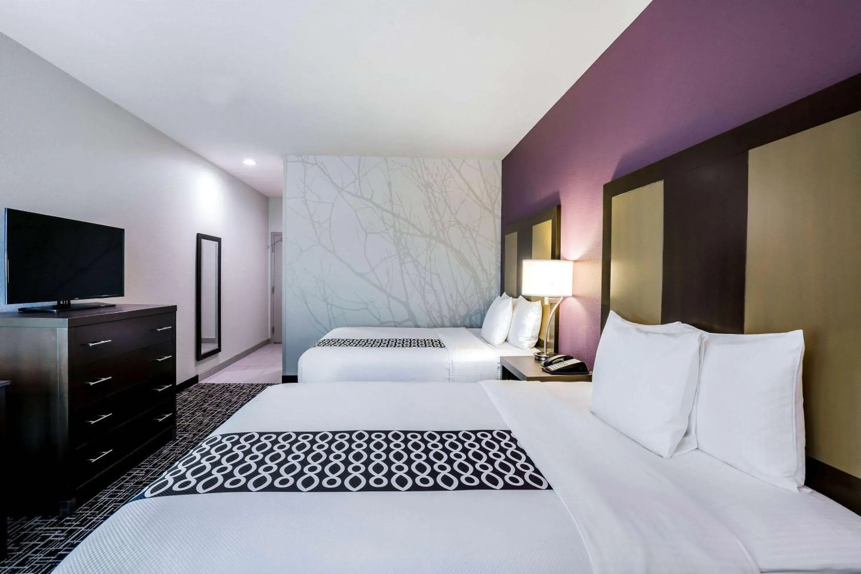 Photo of the whole room, Bed in La Quinta by Wyndham Houston Cypress Photo of the whole room, Bed in La Quinta by Wyndham Houston Cypress