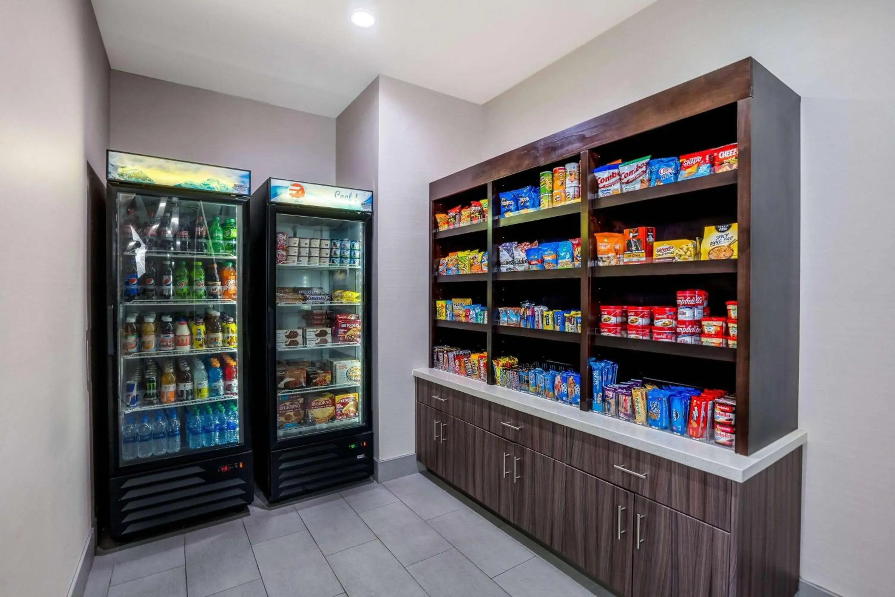 Food and drinks in La Quinta by Wyndham Houston Cypress Food and drinks in La Quinta by Wyndham Houston Cypress