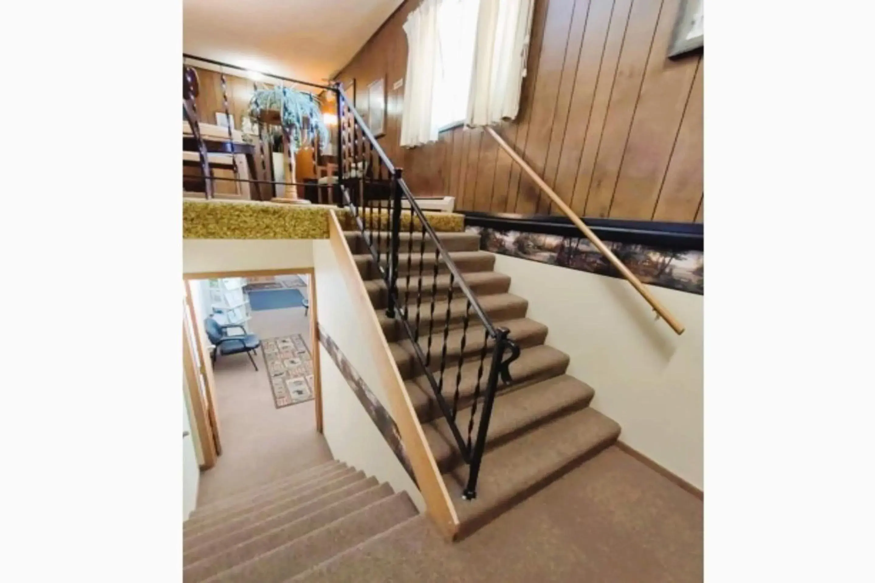 Lobby or reception in Love Hotels Voyageur by OYO at International Falls MN Lobby or reception in Love Hotels Voyageur by OYO at International Falls MN