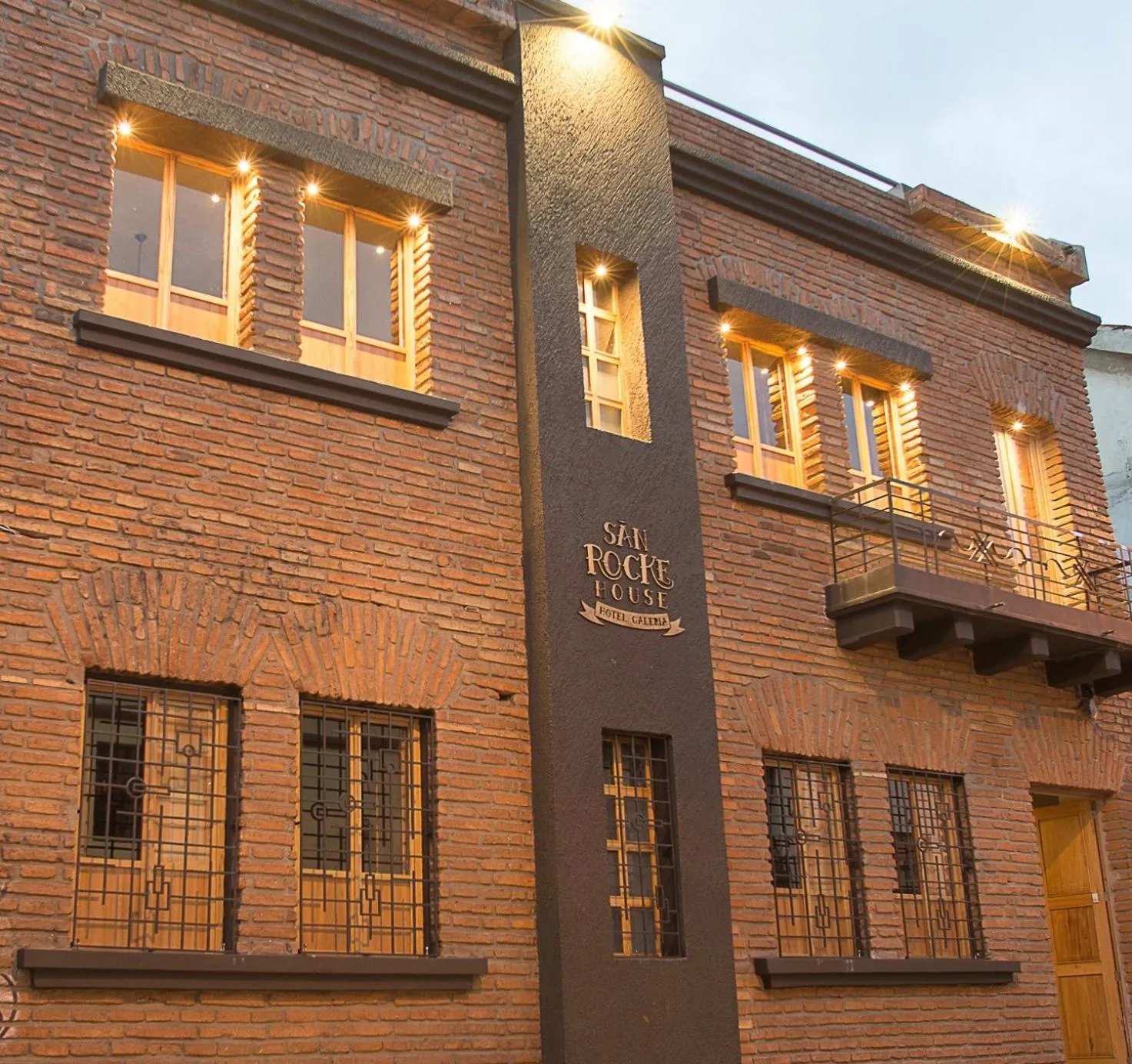 San Rocke House Hotel