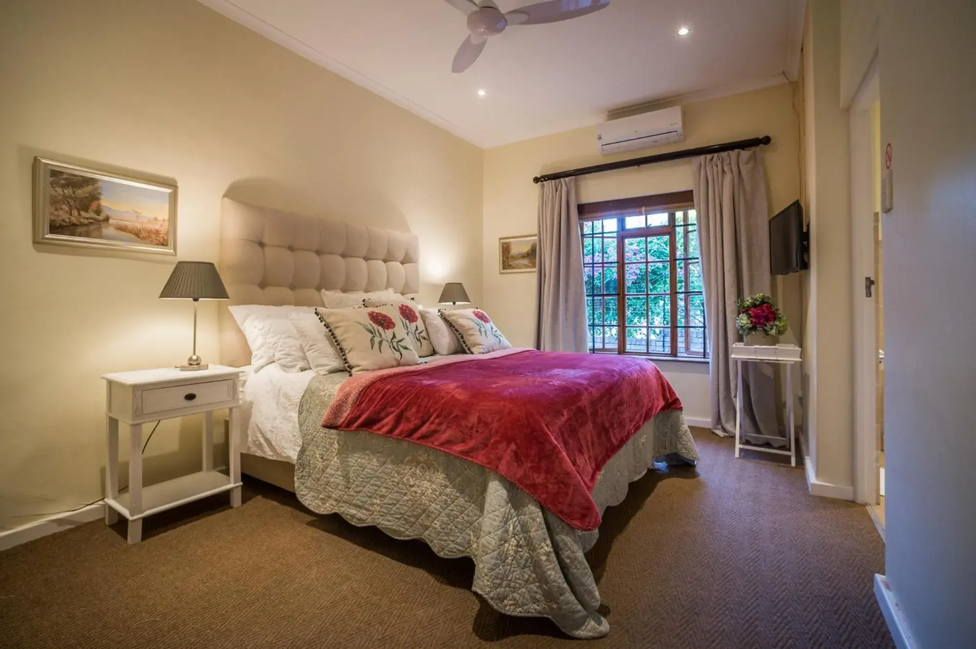 Budget Double Room - single occupancy in Boutique Villa Guesthouse Budget Double Room - single occupancy in Boutique Villa Guesthouse