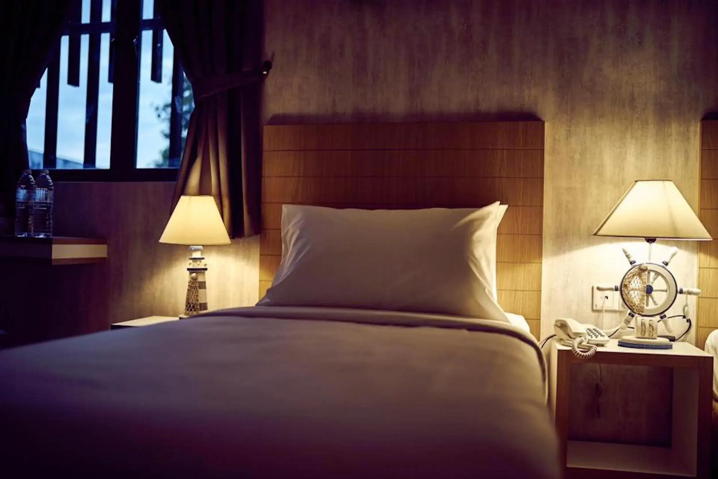 Bedroom, Bed in LightHouse Hotel & ShortStay @ Damansara Uptown Bedroom, Bed in LightHouse Hotel & ShortStay @ Damansara Uptown