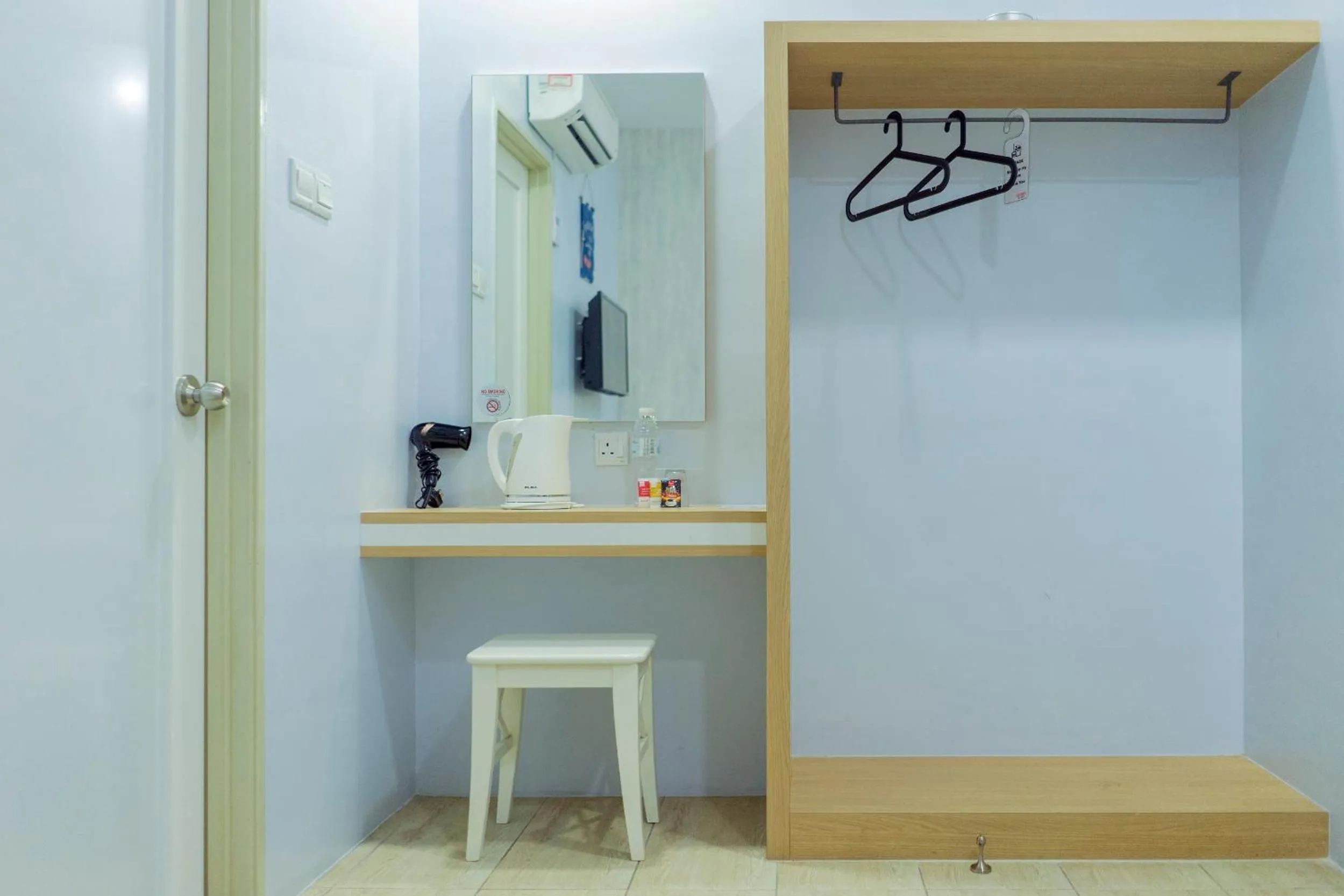 Area and facilities in LightHouse Hotel & ShortStay @ Damansara Uptown