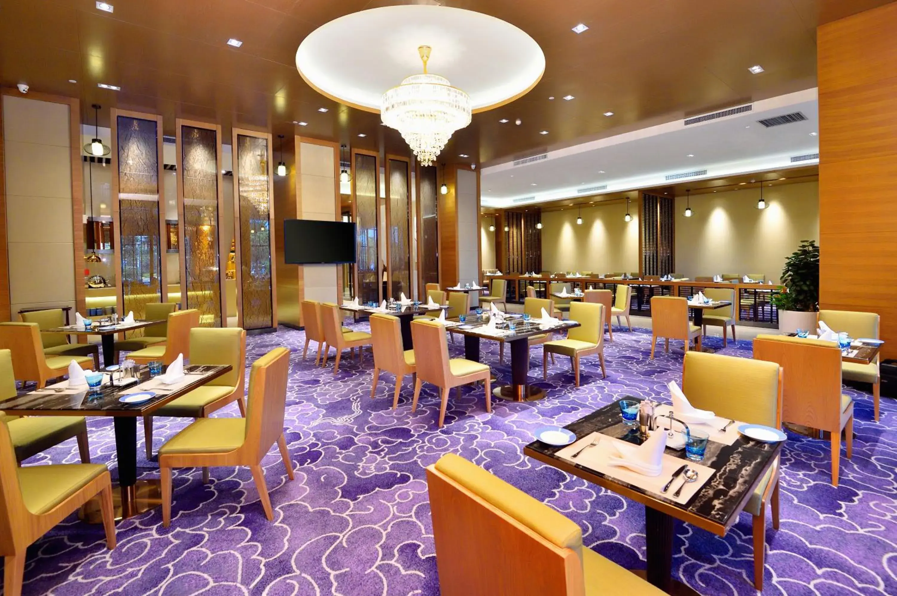 Restaurant/places to eat in Grand Skylight International Hotel Huizhou Restaurant/places to eat in Grand Skylight International Hotel Huizhou