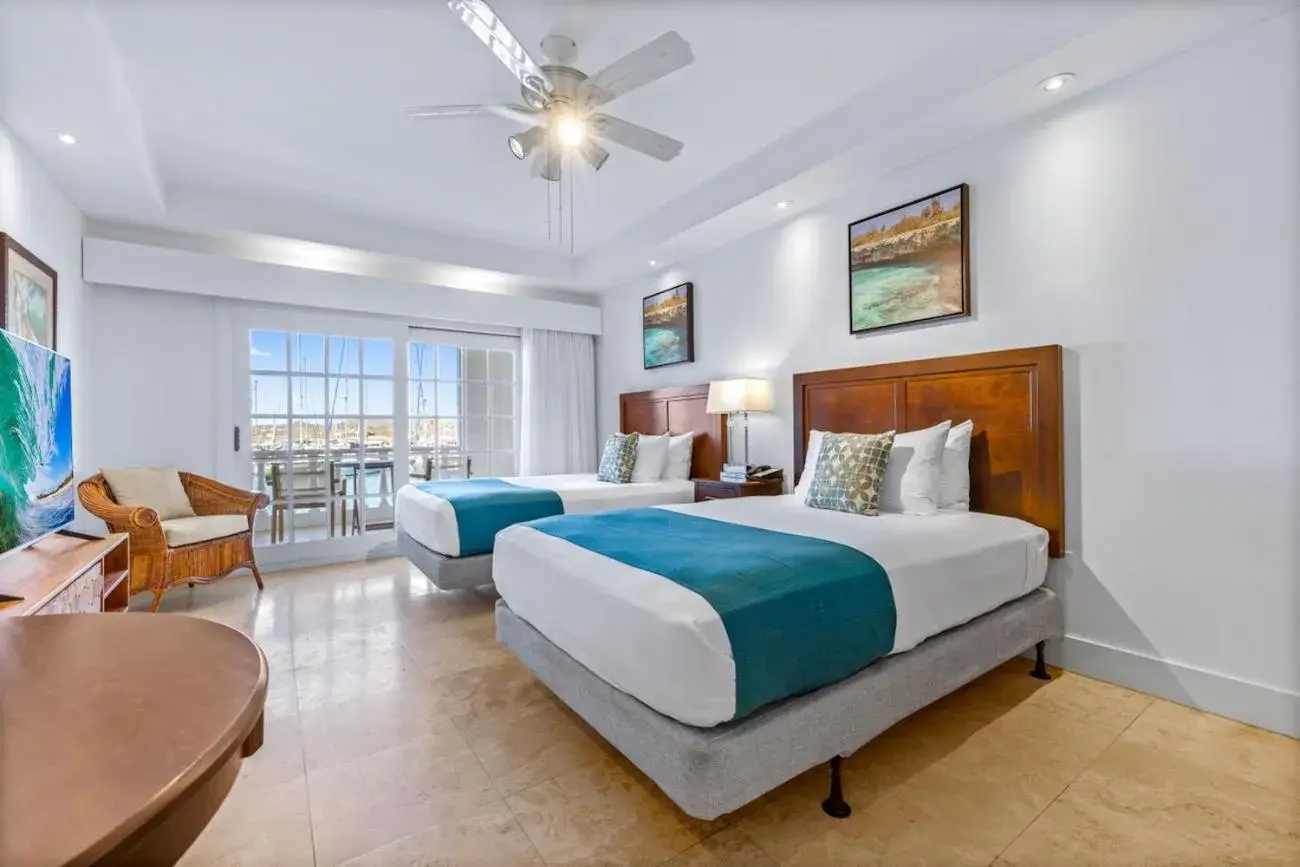 Bedroom, Bed in Harbour Village Beach Club Bedroom, Bed in Harbour Village Beach Club