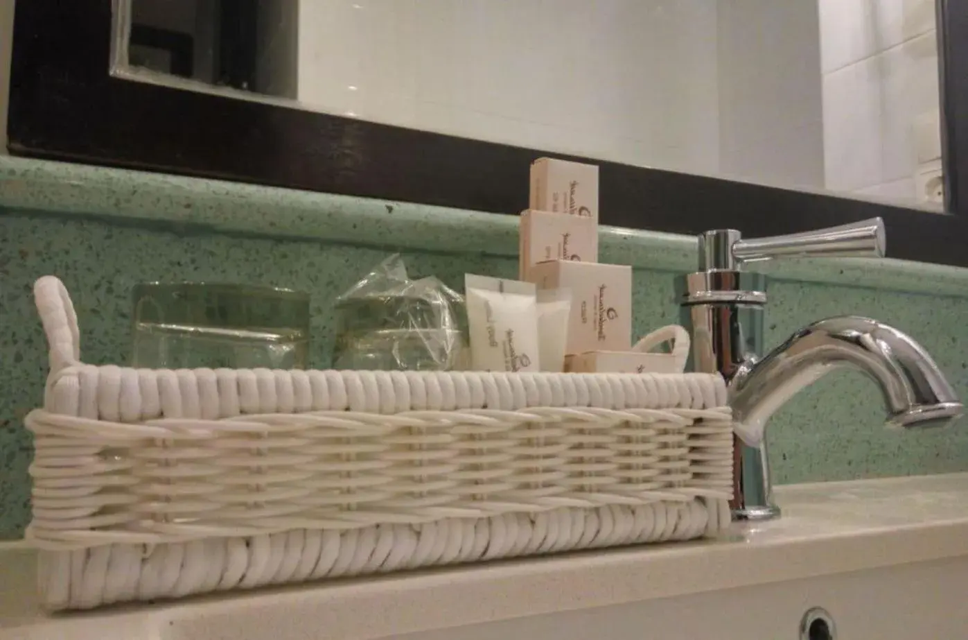 Bathroom in Jambuluwuk Oceano Seminyak Hotel Bathroom in Jambuluwuk Oceano Seminyak Hotel