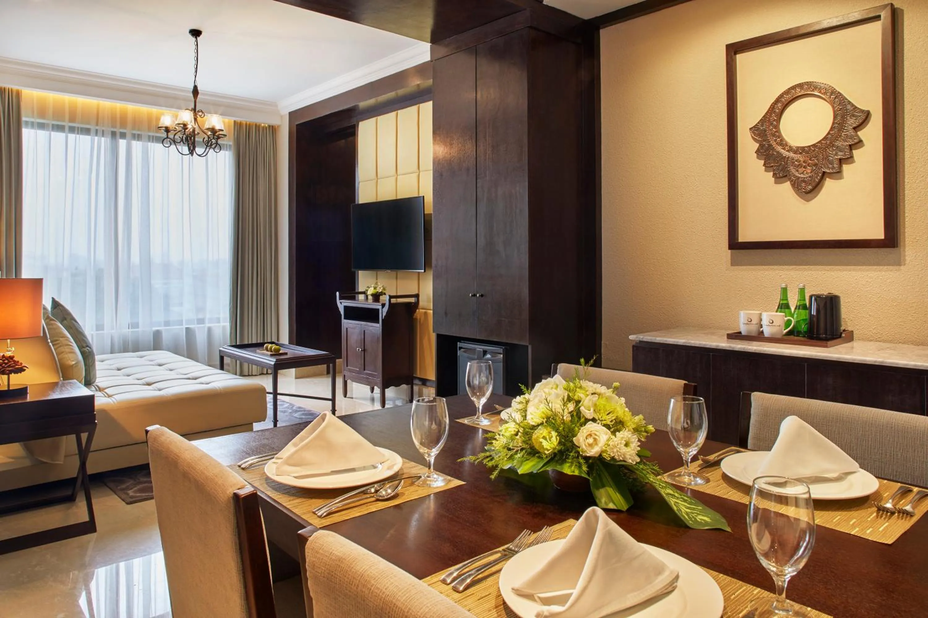 Dining area in Jambuluwuk Oceano Seminyak Hotel