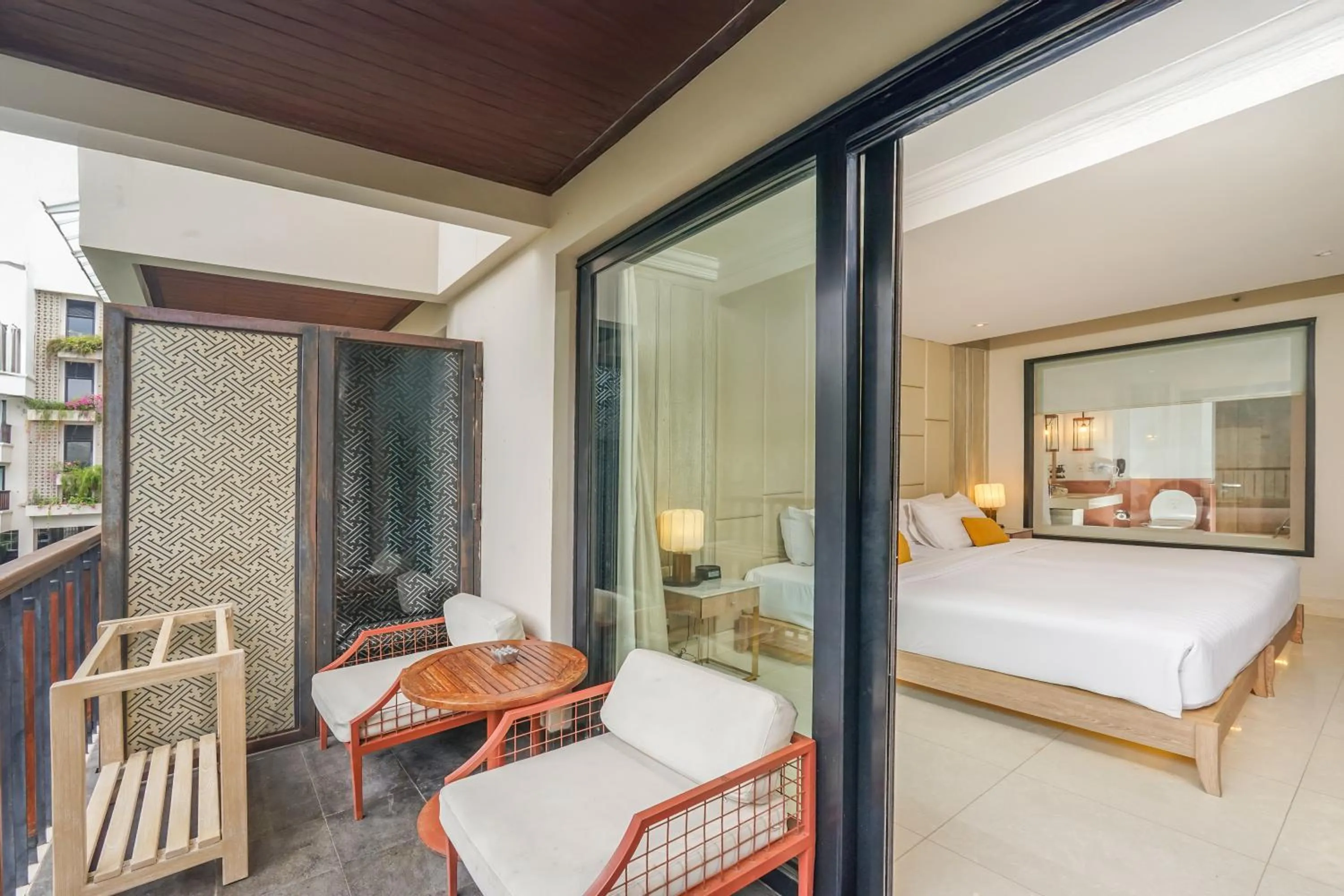 Bed in Jambuluwuk Oceano Seminyak Hotel