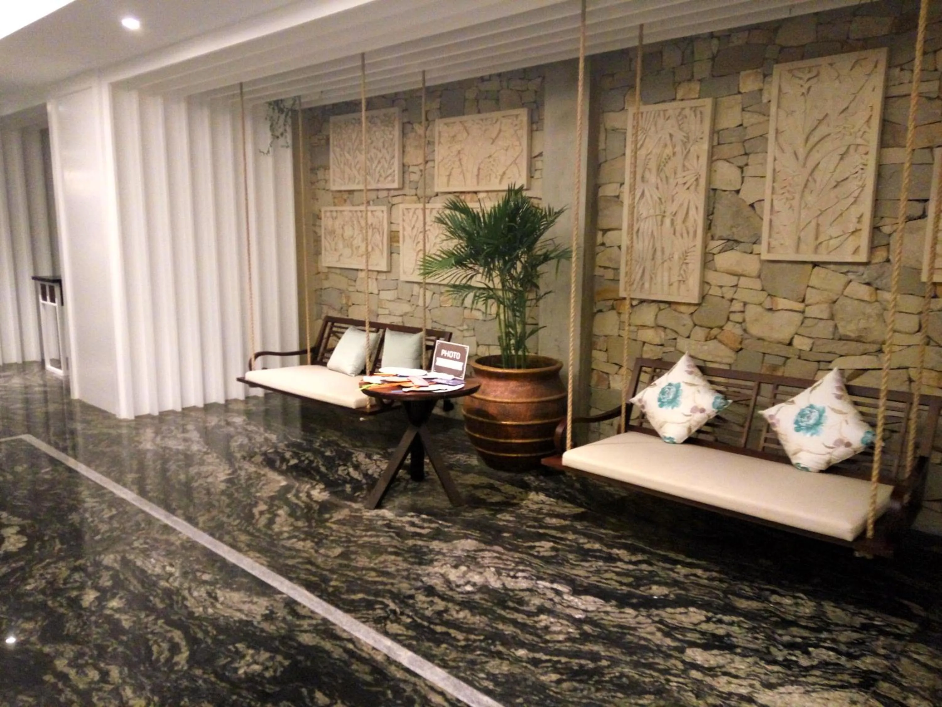 Area and facilities in Jambuluwuk Oceano Seminyak Hotel