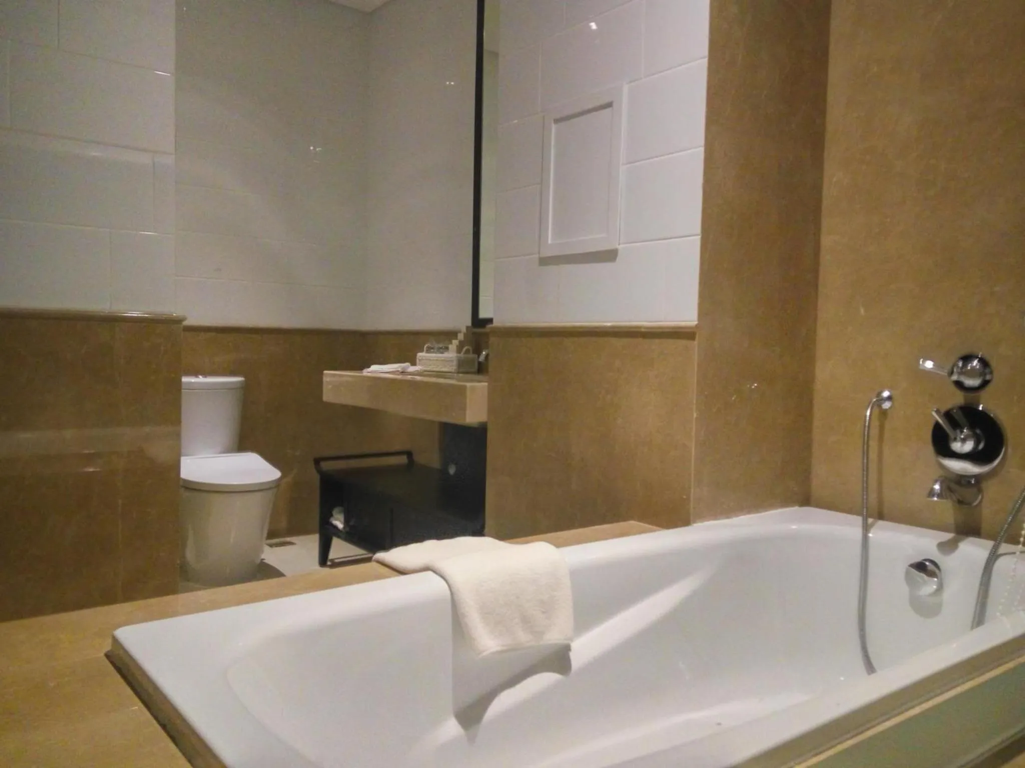 Bathroom in Jambuluwuk Oceano Seminyak Hotel