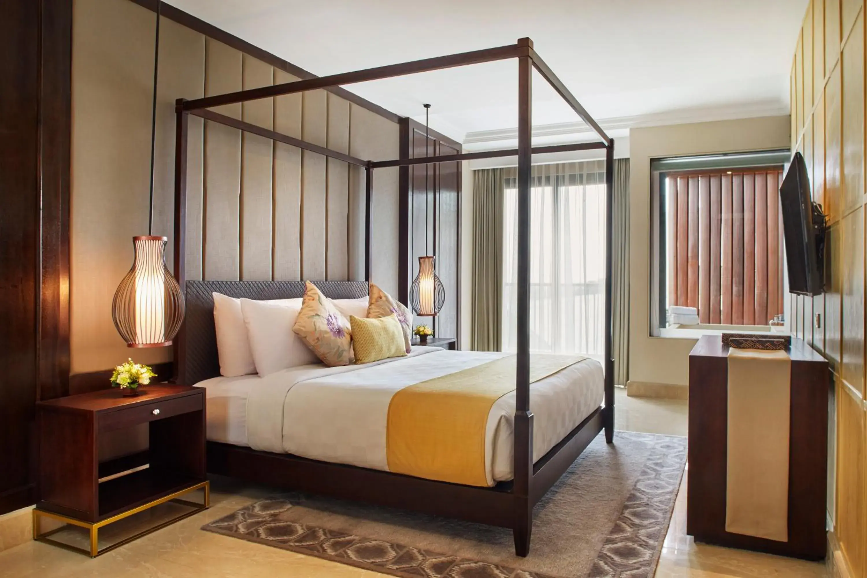 Decorative detail, Bed in Jambuluwuk Oceano Seminyak Hotel Decorative detail, Bed in Jambuluwuk Oceano Seminyak Hotel