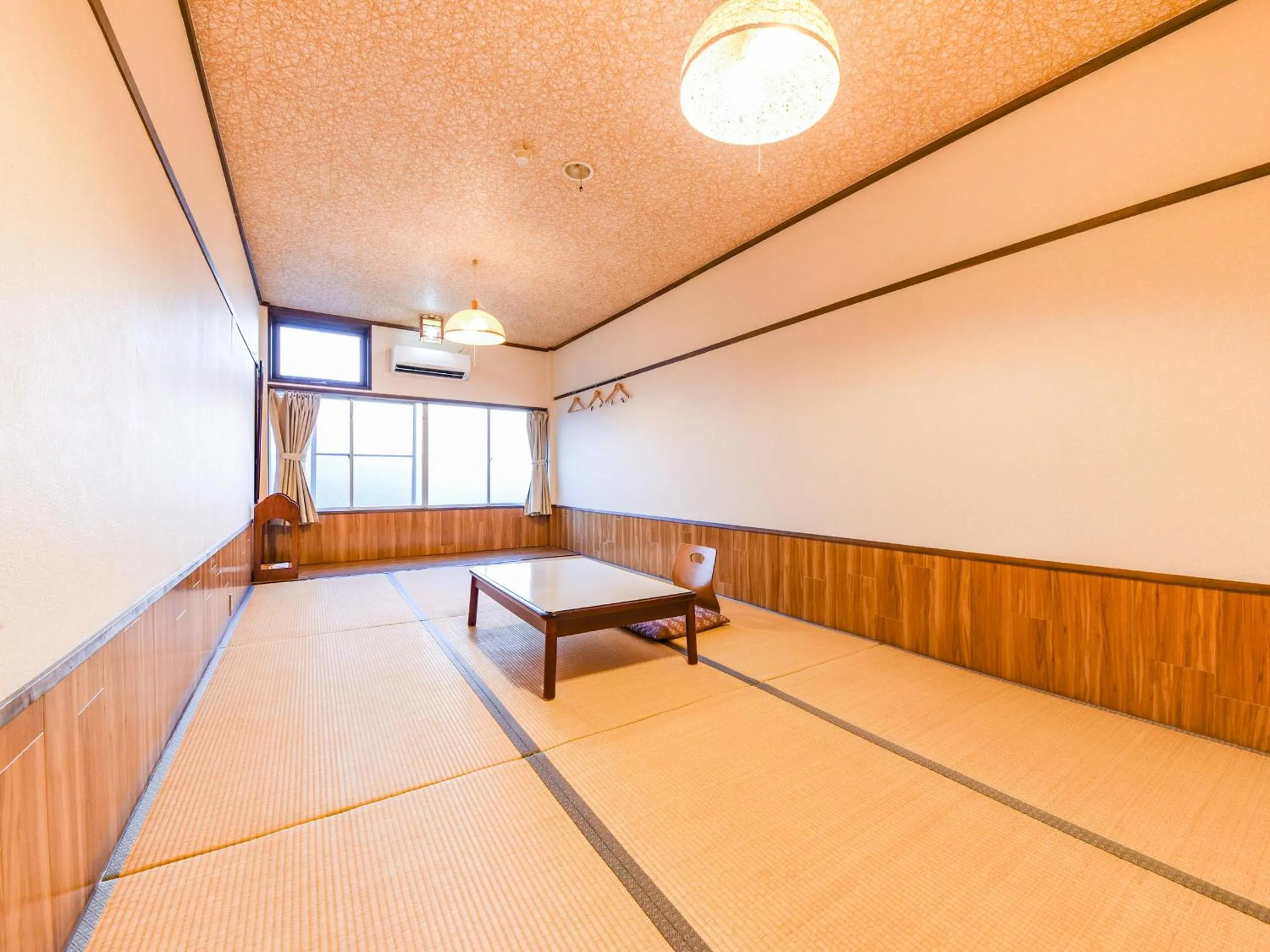 Photo of the whole room in Ryokan Marue Honkan