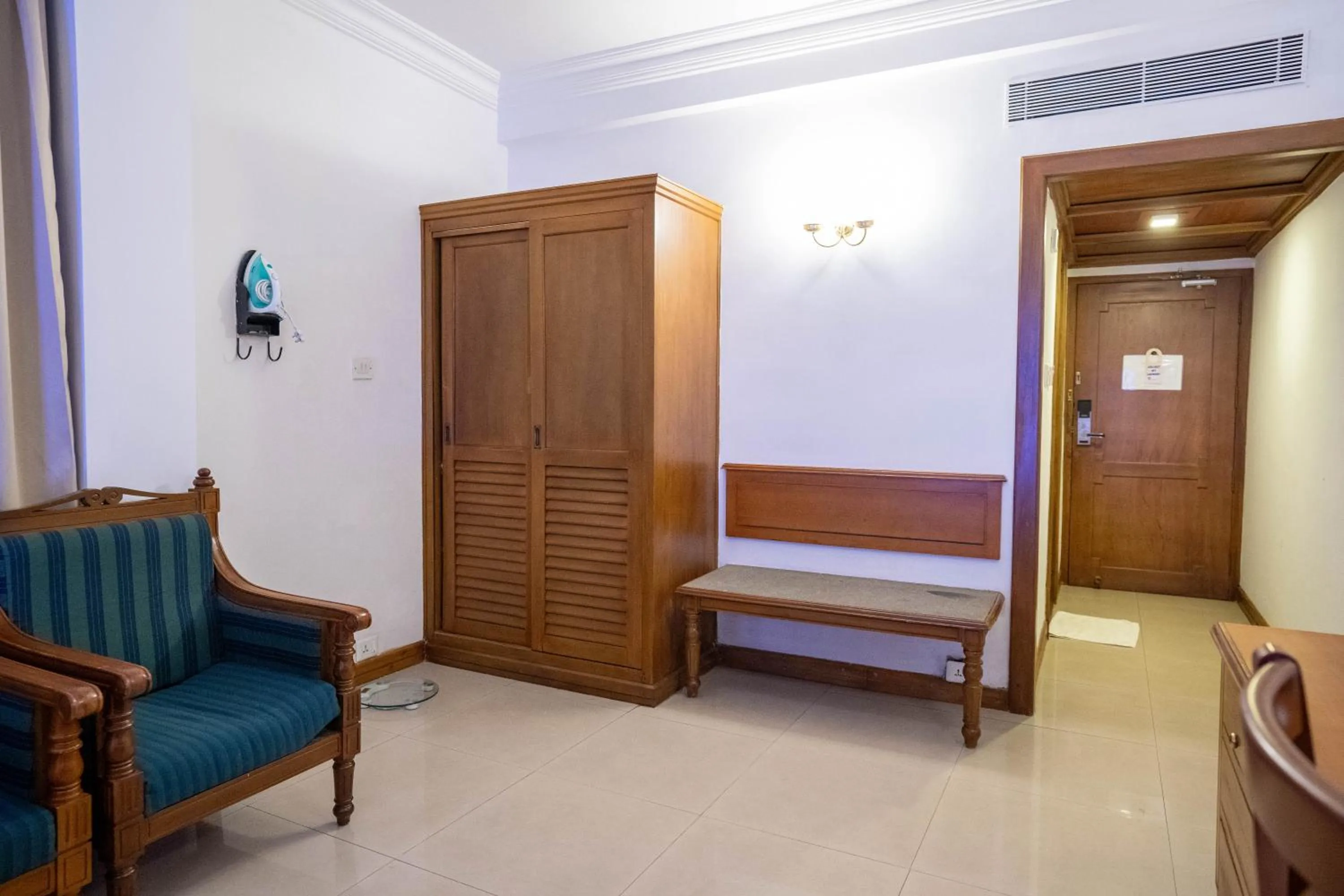 Bedroom, Bed in Casino Hotels Ltd