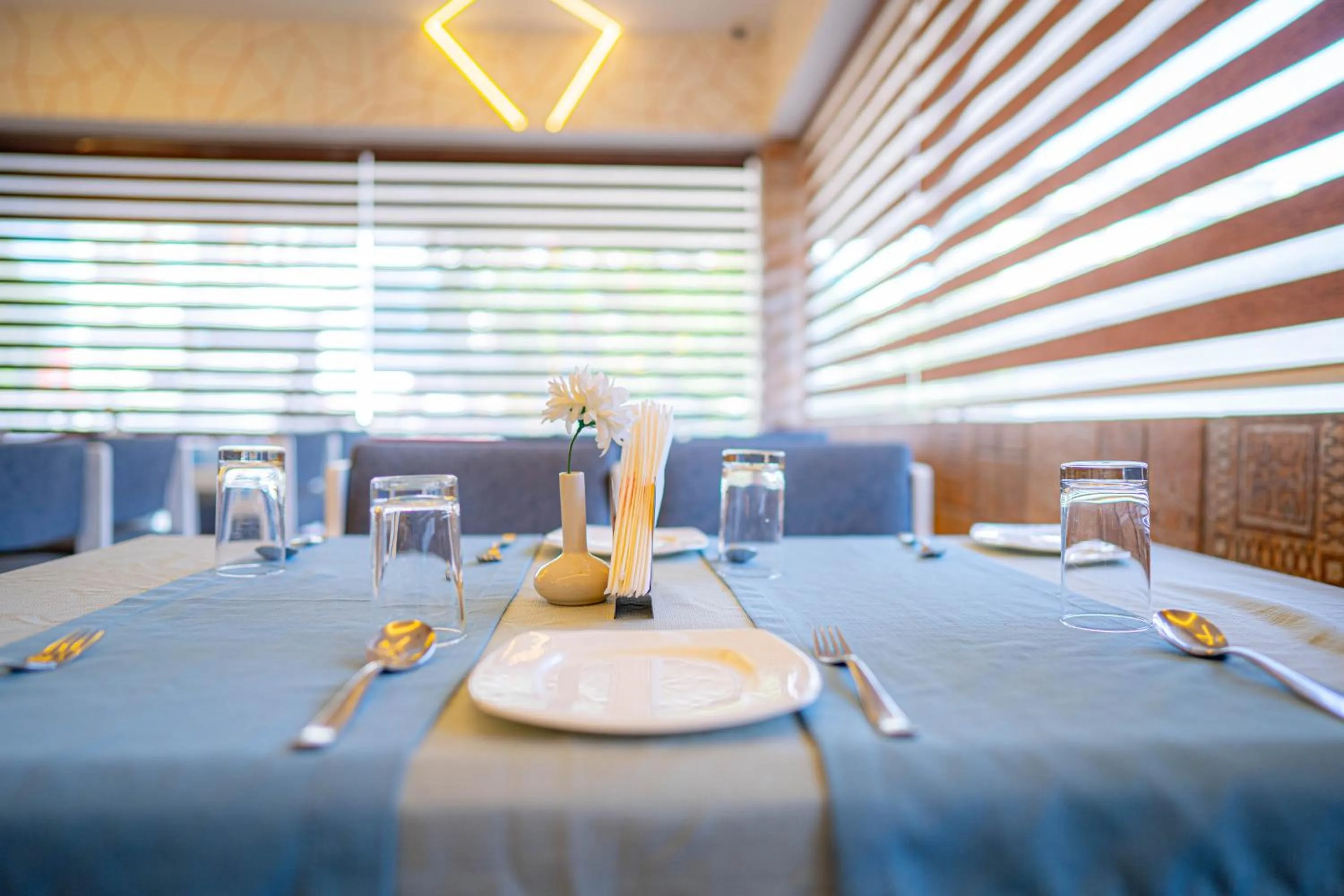 Restaurant/places to eat in Casino Hotels Ltd