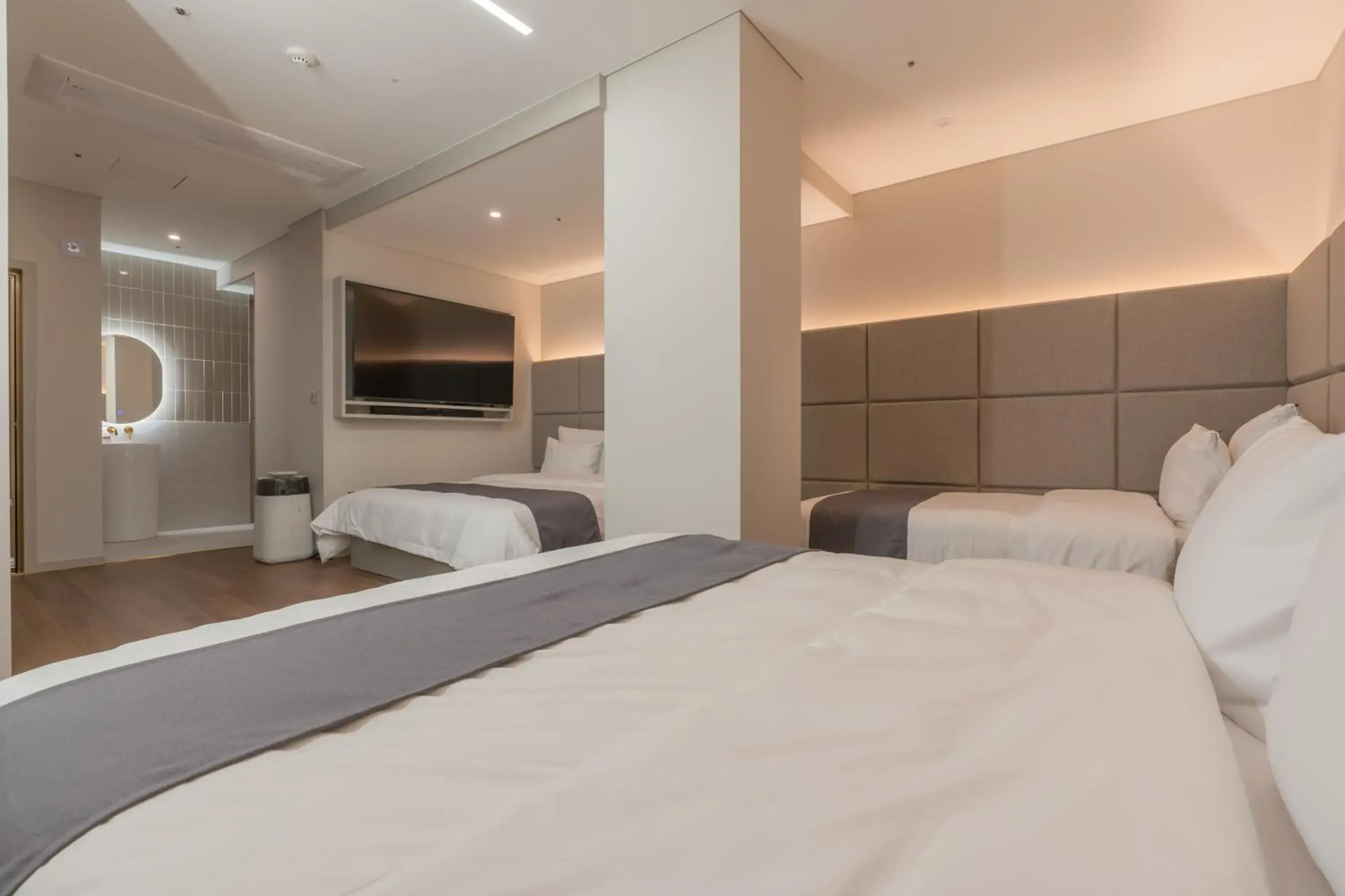 Deluxe Family Room in Denbasta Central Hotel Seomyeon Deluxe Family Room in Denbasta Central Hotel Seomyeon