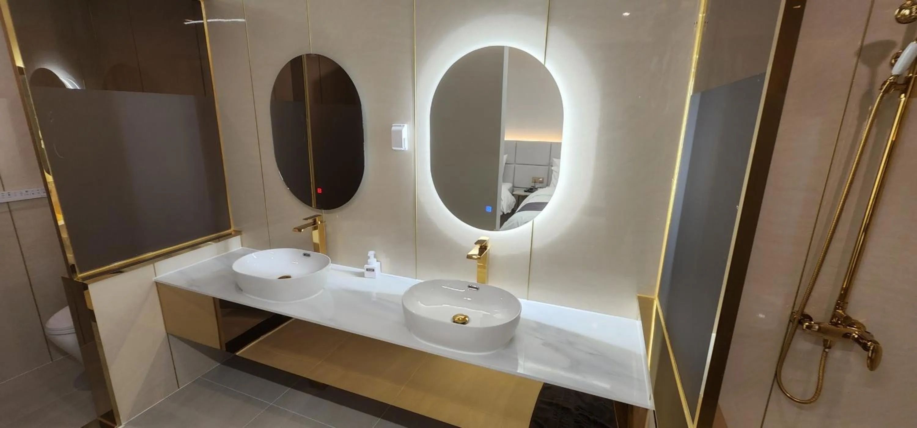 Bathroom in Denbasta Central Hotel Seomyeon