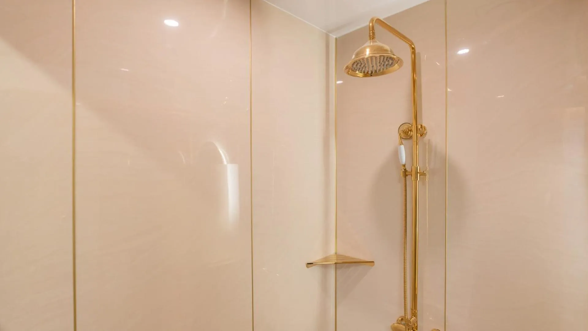 Denbasta Central Hotel Seomyeon