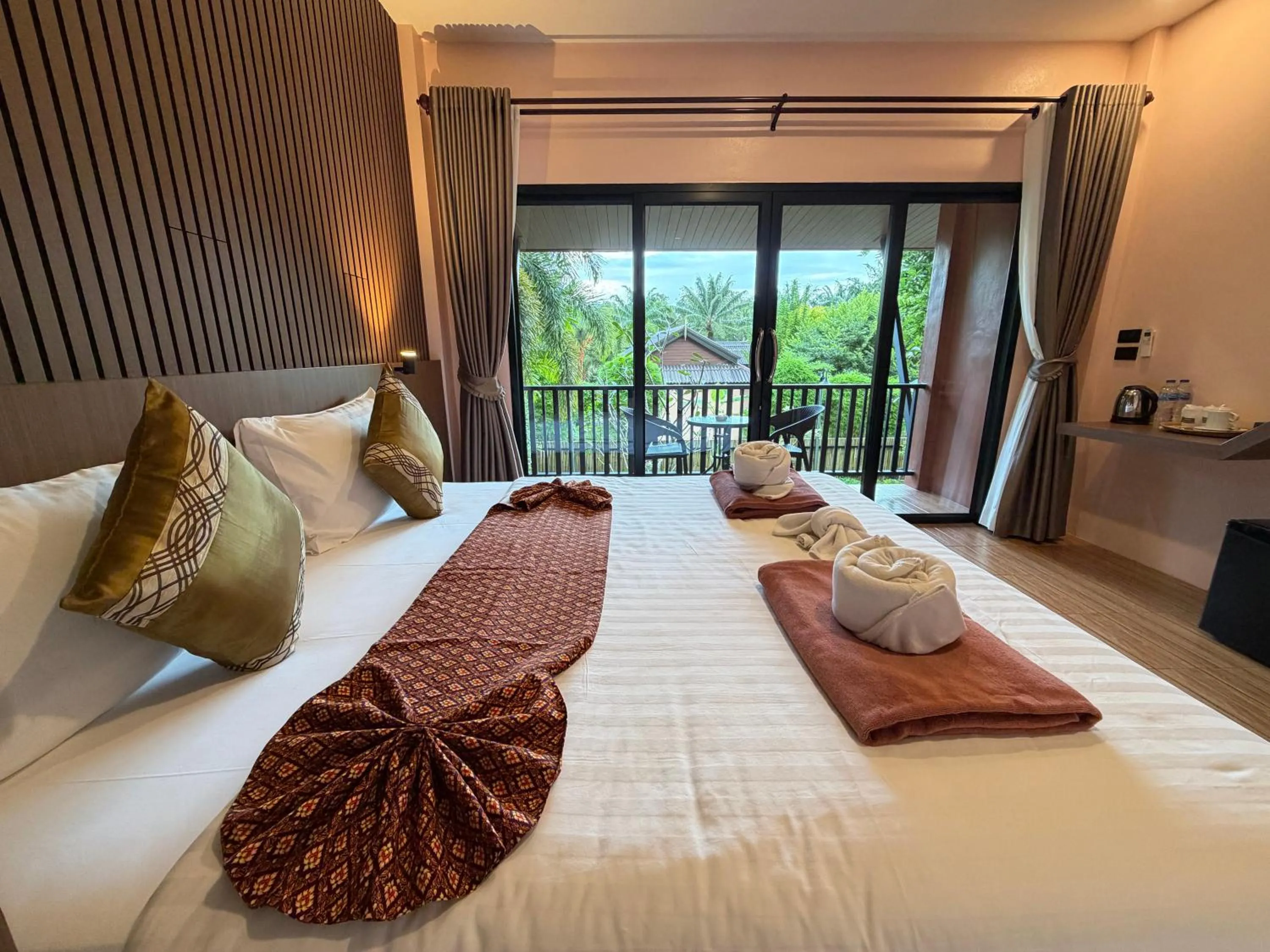 Bed in Palm Kiri Aonang Resort