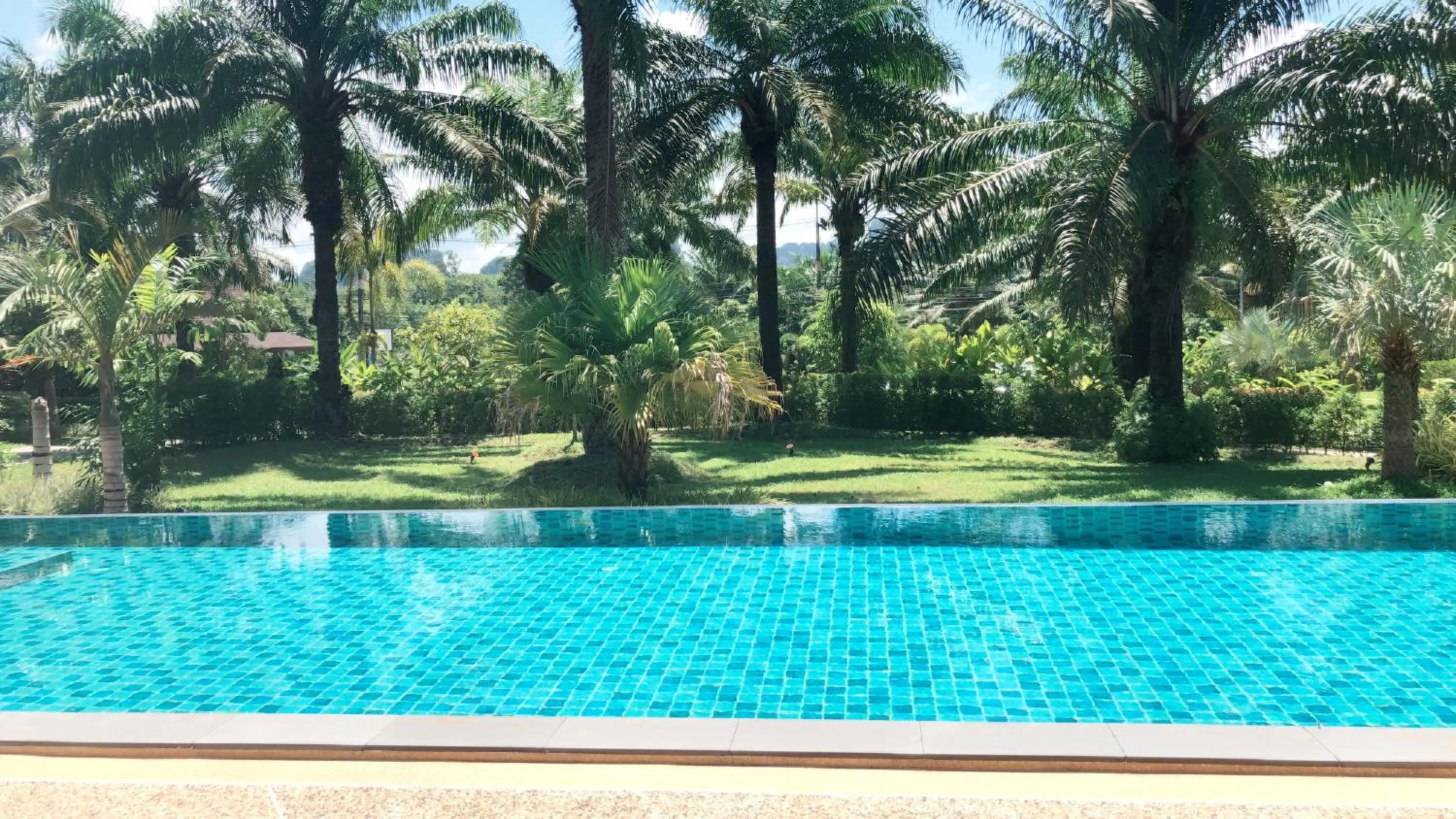 Garden in Palm Kiri Aonang Resort