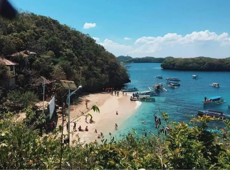 Natural landscape in Alona's Traditional Filipino Home near 100 Islands Wharf
