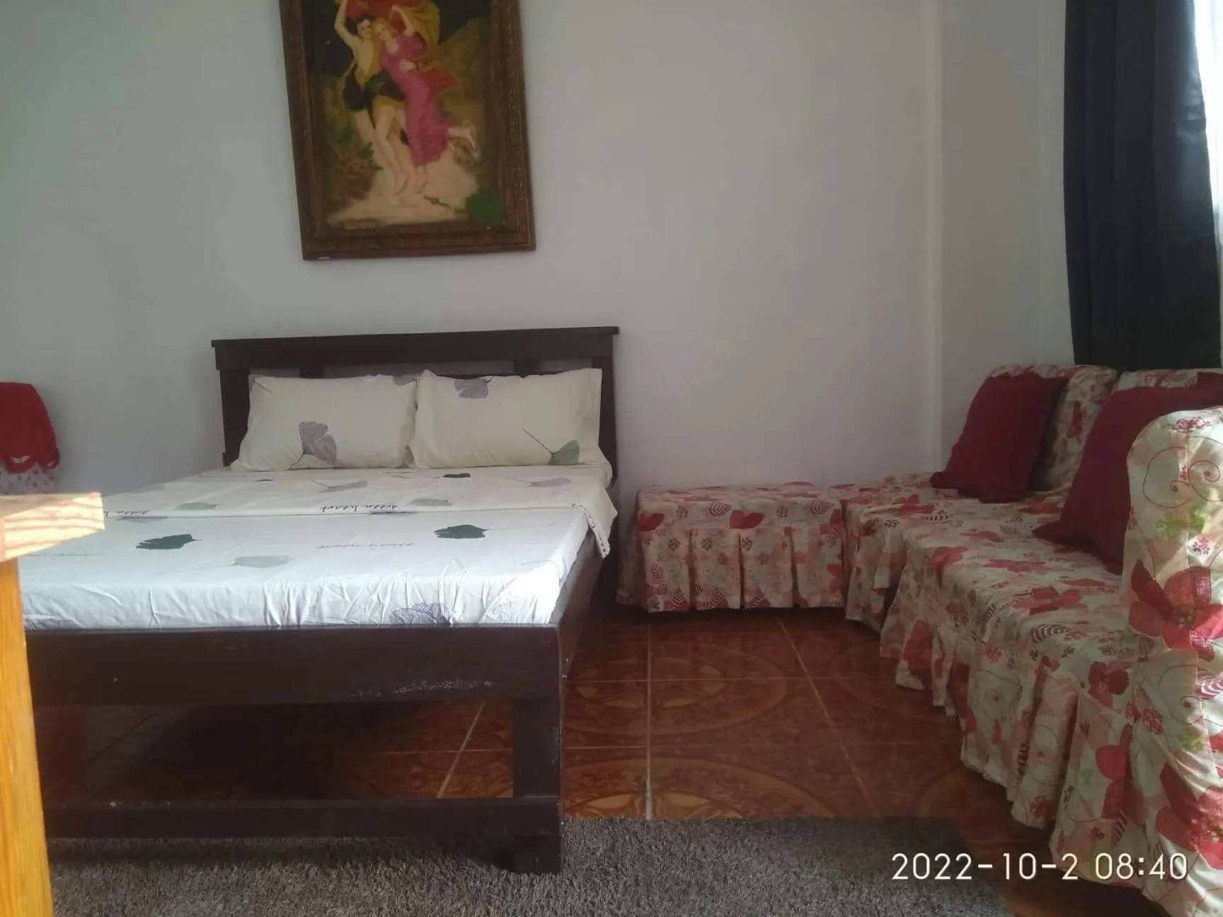 Bed in Alona's Traditional Filipino Home near 100 Islands Wharf