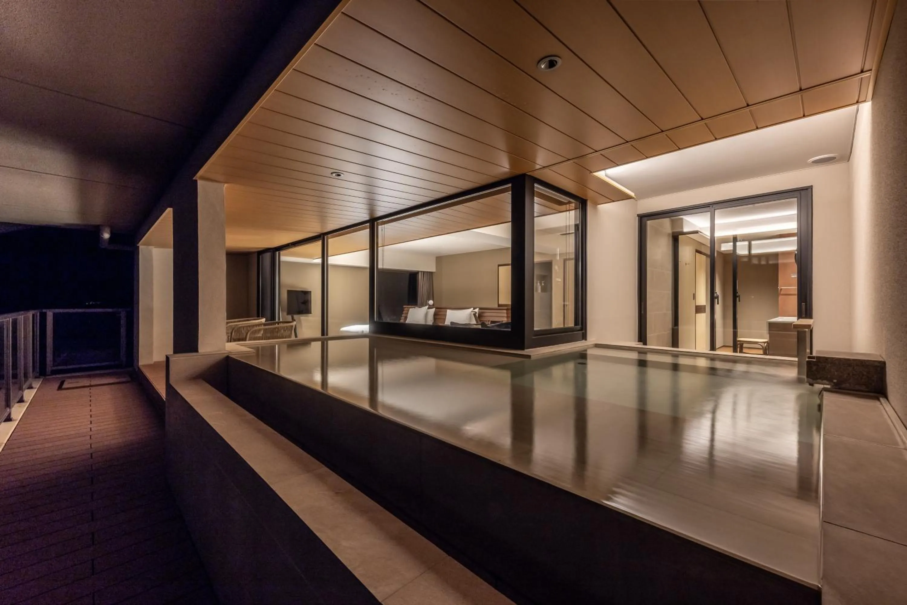 Hot Spring Bath in IZU RETREAT by Onko Chishin