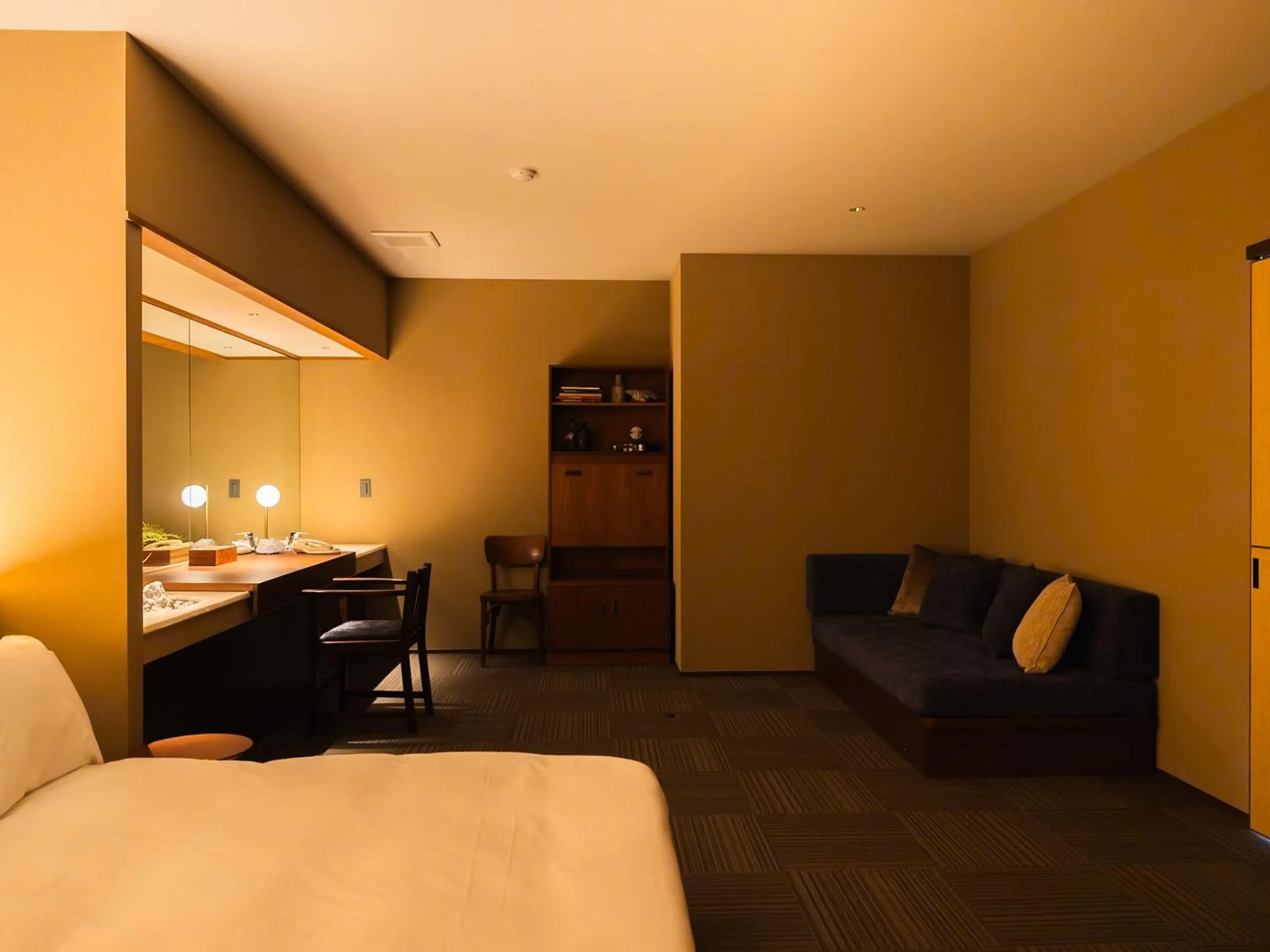 Bedroom, Bed in IZU RETREAT by Onko Chishin