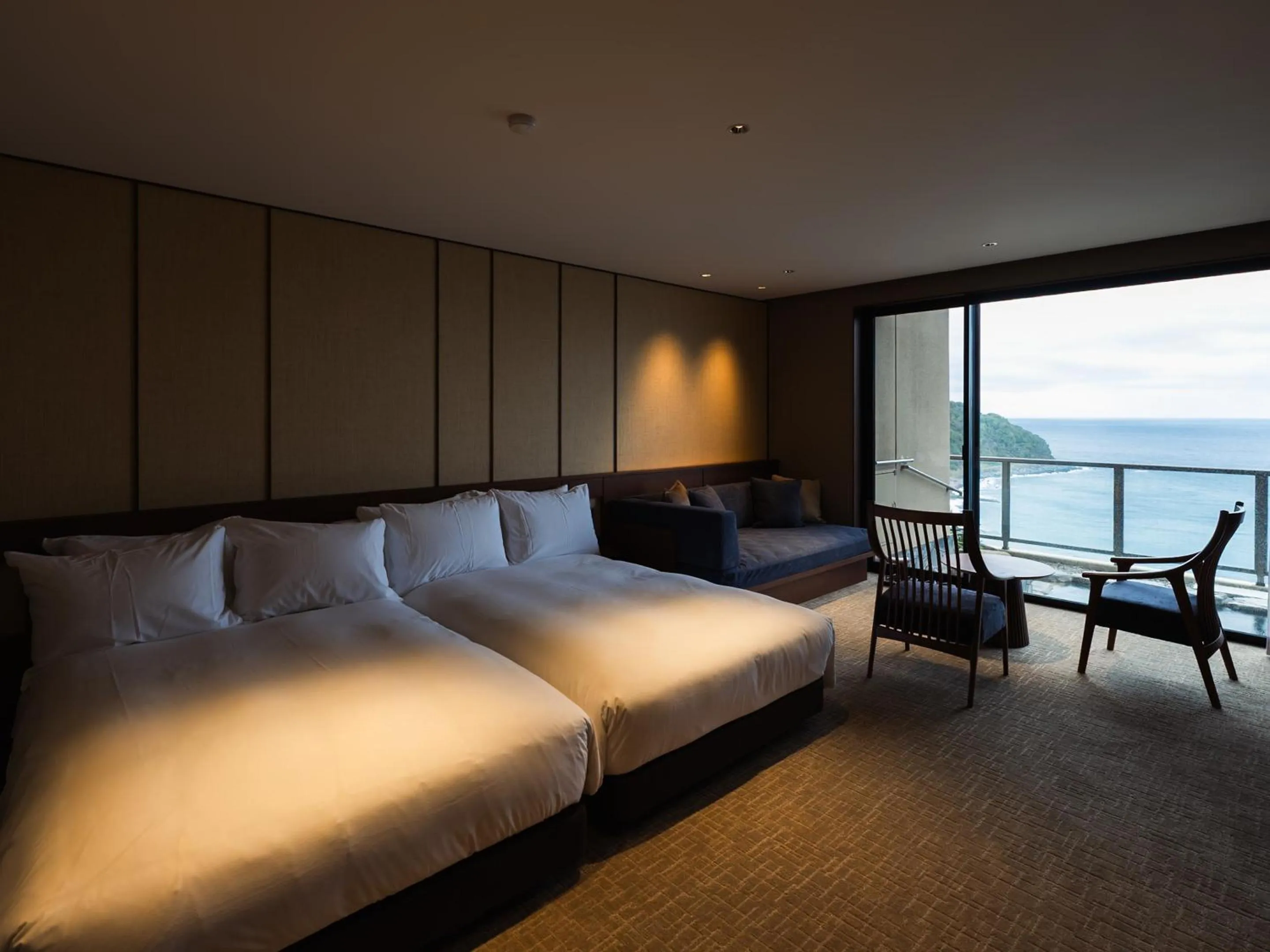 Bedroom, Bed in IZU RETREAT by Onko Chishin