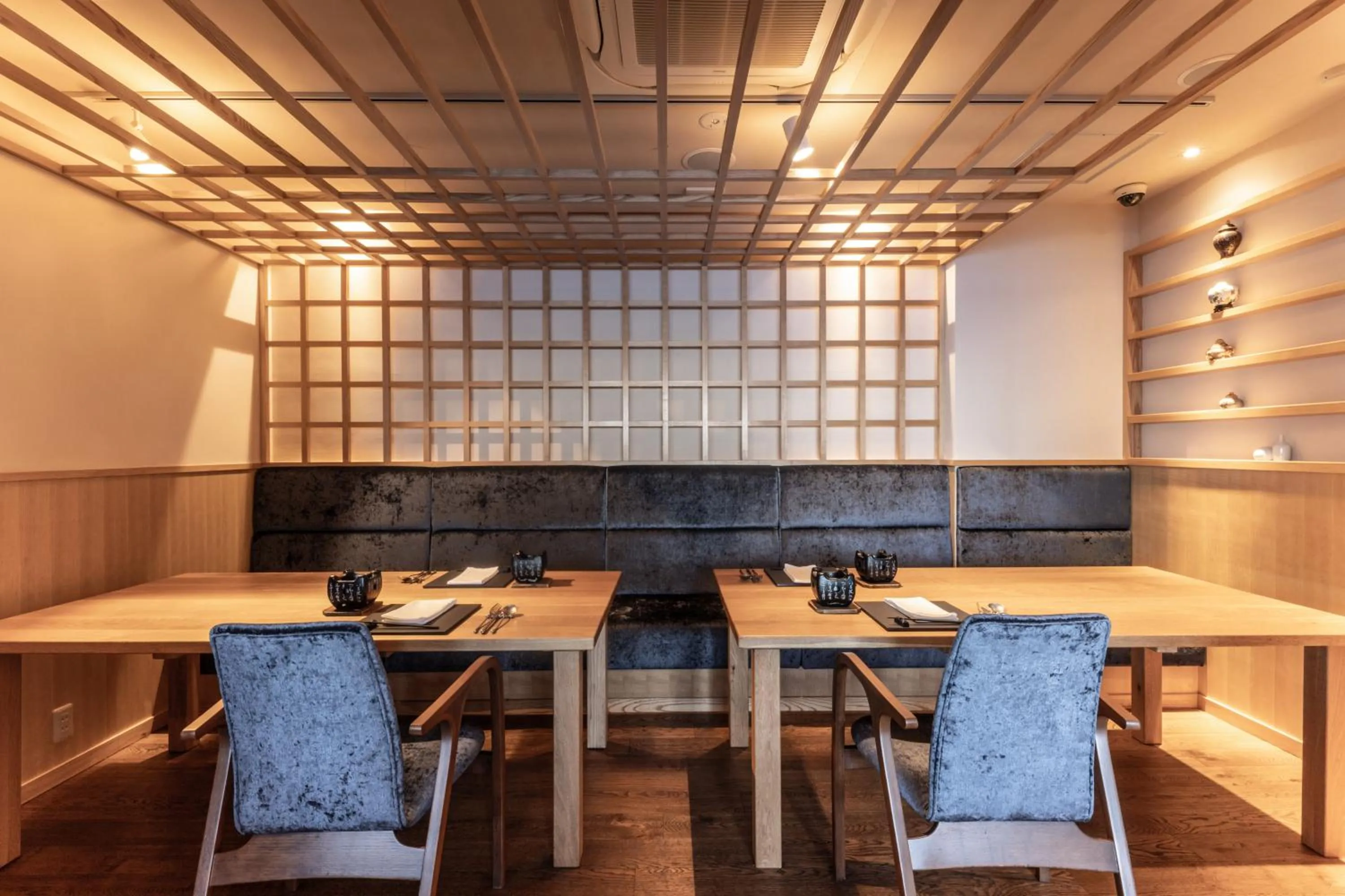 Restaurant/places to eat in IZU RETREAT by Onko Chishin
