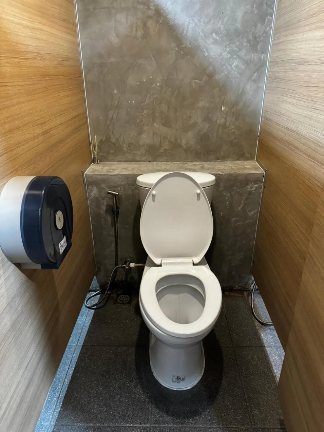 Glur Central Pratunam