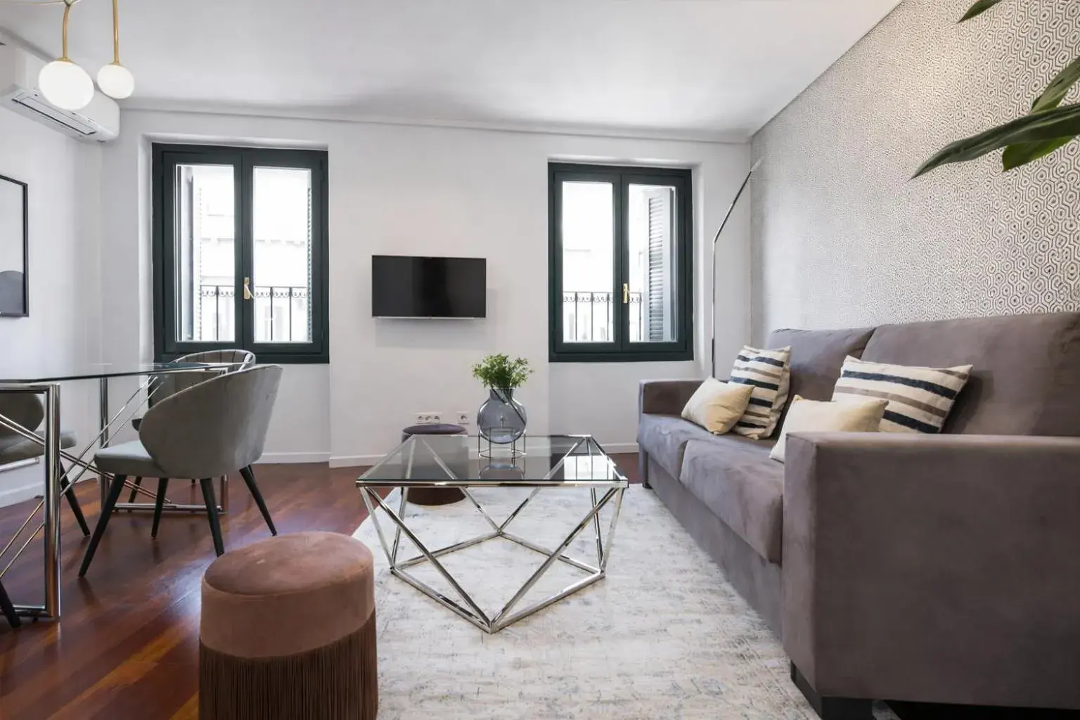 Apartamento con Estilo en Plaza España - Ubicación Premium Apartamento con Estilo en Plaza España - Ubicación Premium