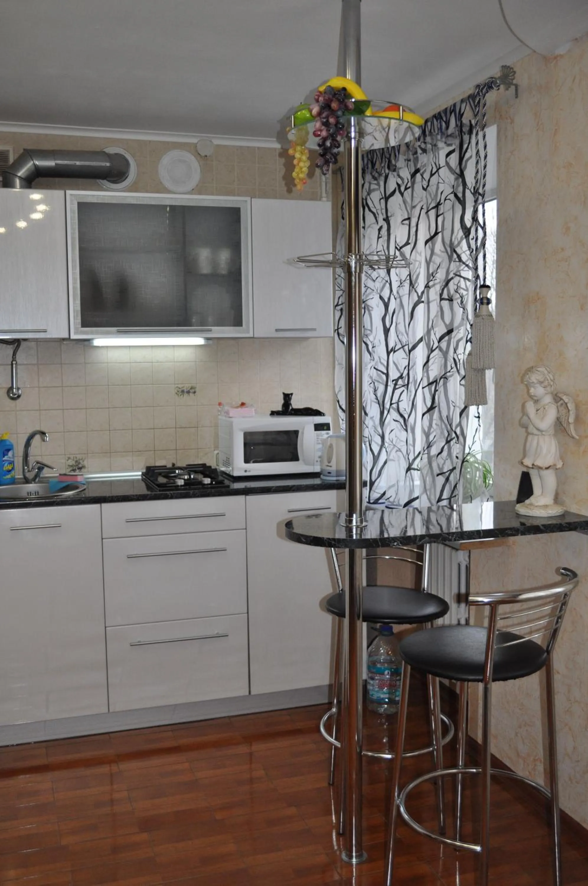Apartment on Oleksandra Polia Avenue 110