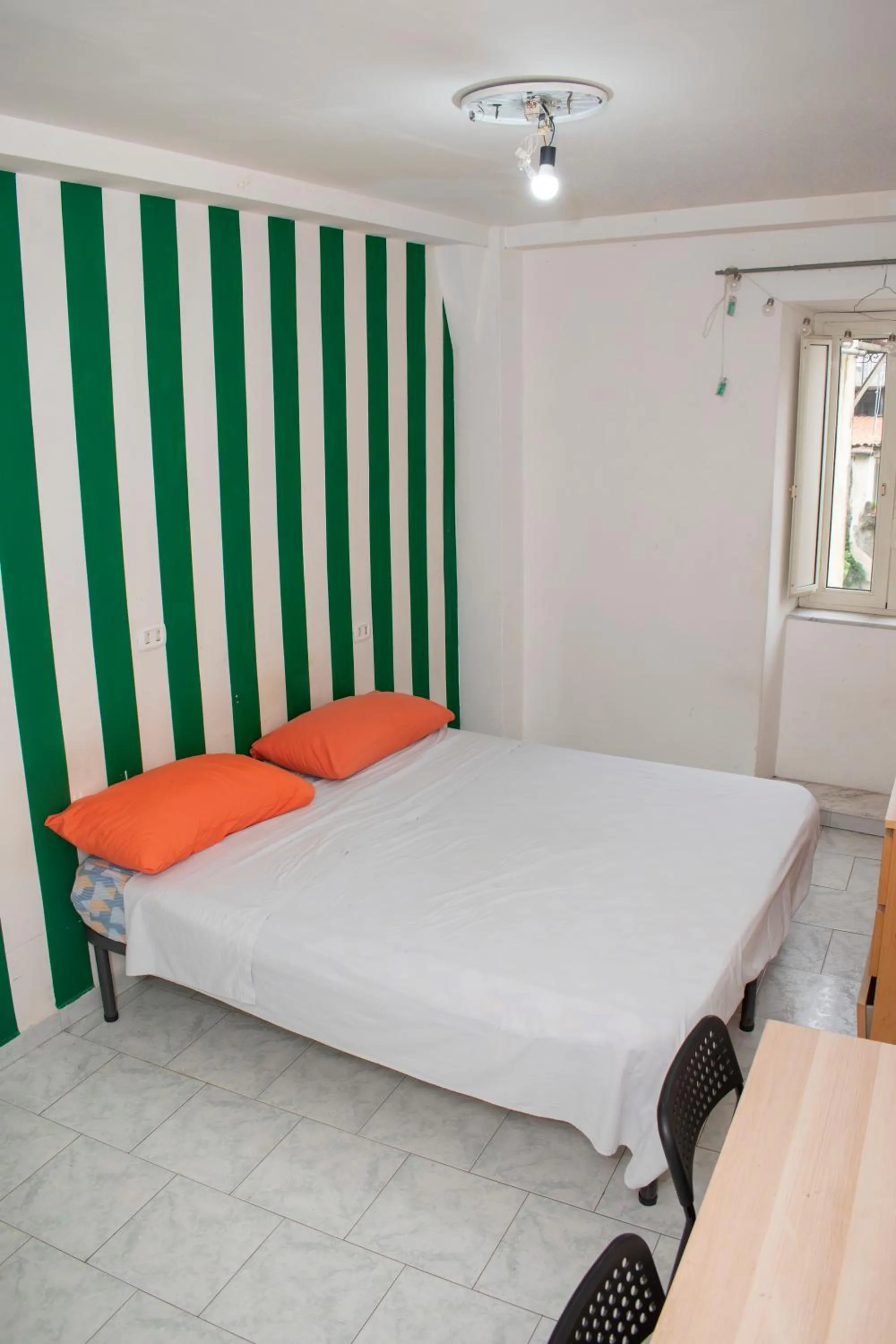 Bed in Naples Pizza Hostel