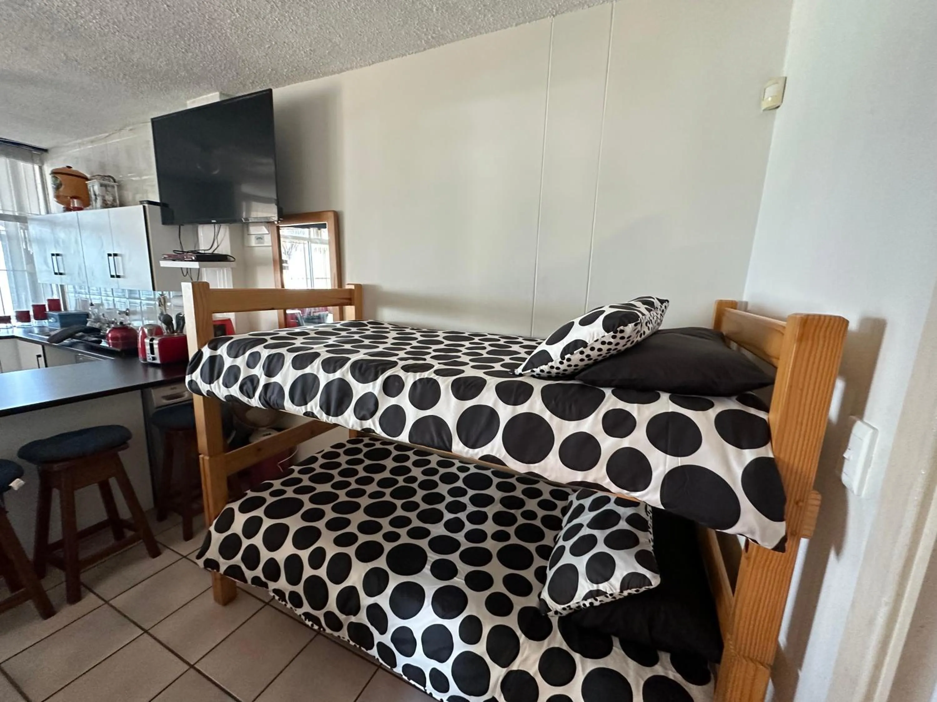 Bed in Playa Del Mar 12